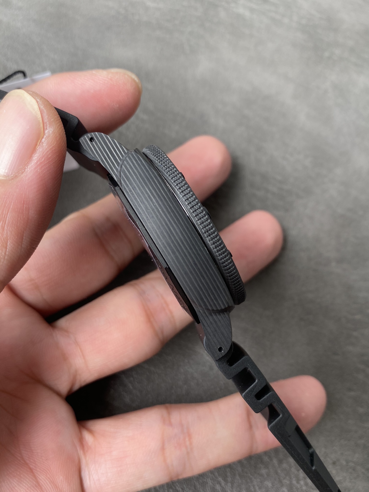 Super Clone 1:1 Panerai Submersible PAM00960 – Carbotech Case / Blue Markers / Black Rubber Strap / 42mm