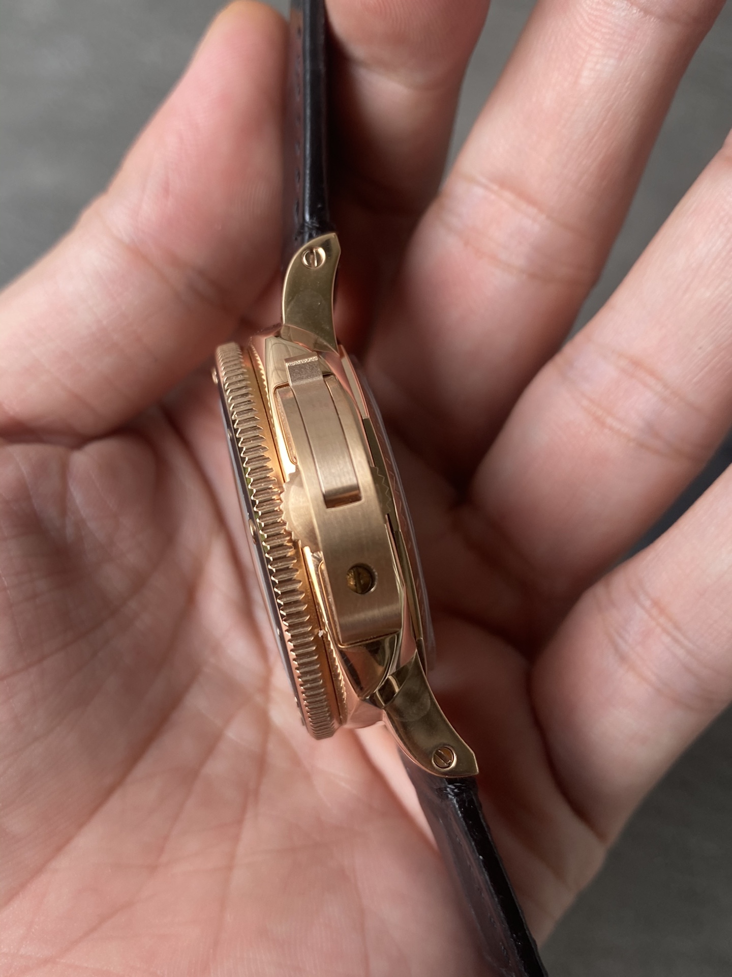 Super Clone 1:1 Panerai Submersible PAM00974 – Rose Gold / Black Ceramic Bezel / Leather Strap