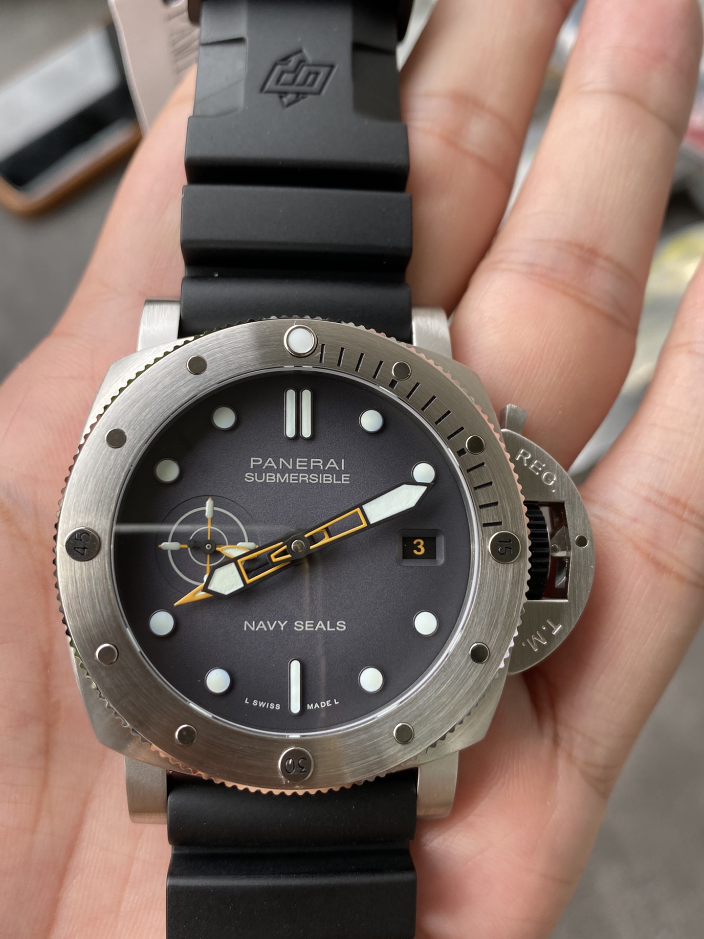 Super Clone 1:1 Panerai Submersible PAM01323 – Navy Seals Edition / Black Dial