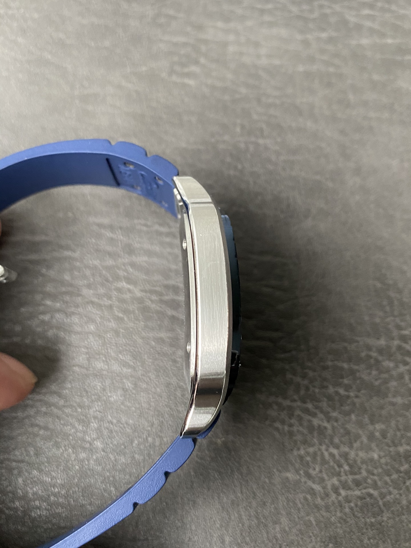 Super Clone 1:1 Cartier Santos De Cartier Blue Dial – Blue Bezel / Blue Rubber Strap