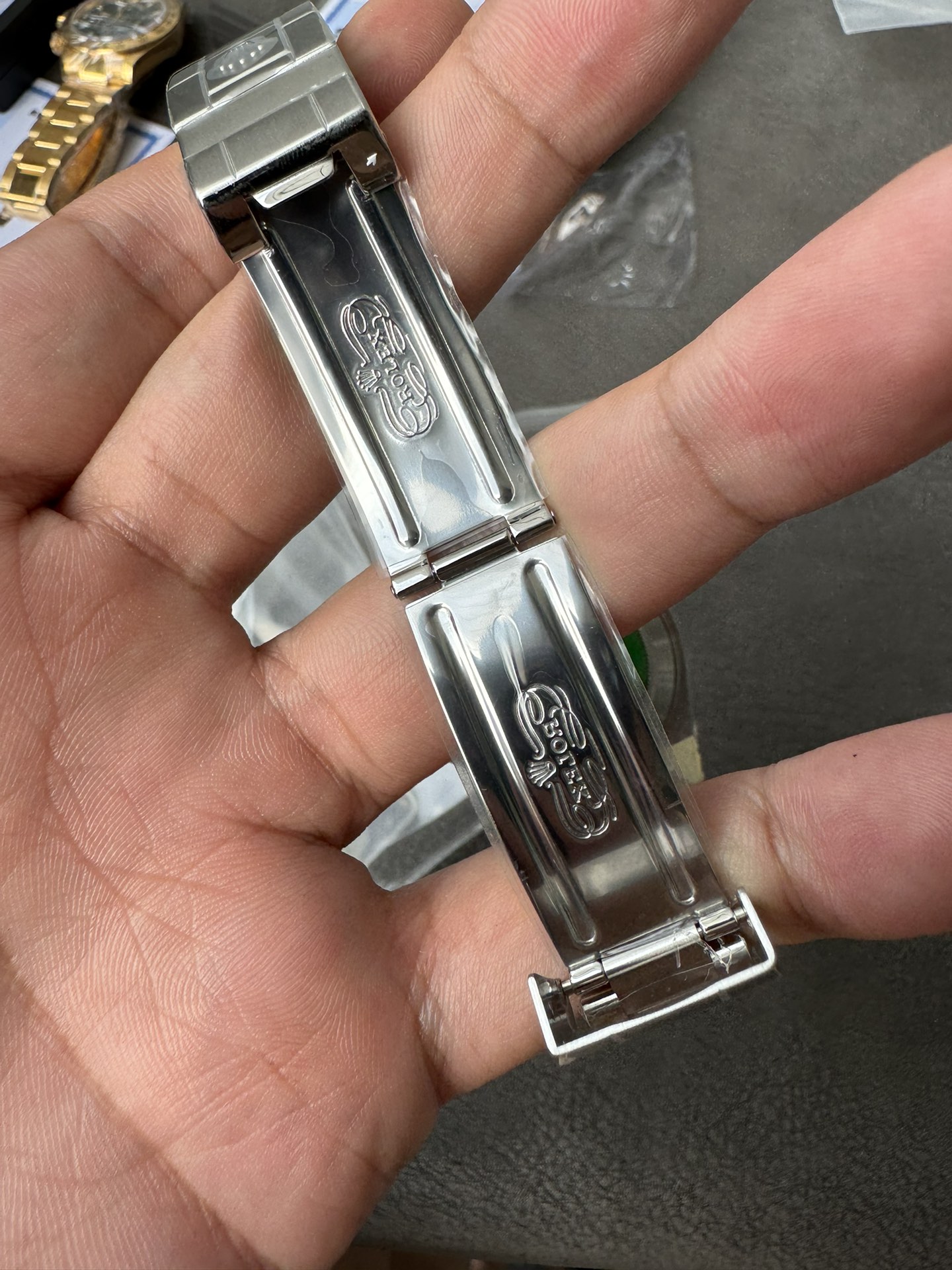 Super Clone 1:1 Rolex Submariner “Kermit” 16610LV / Green Bezel / Black Dial / Date Function / 40mm