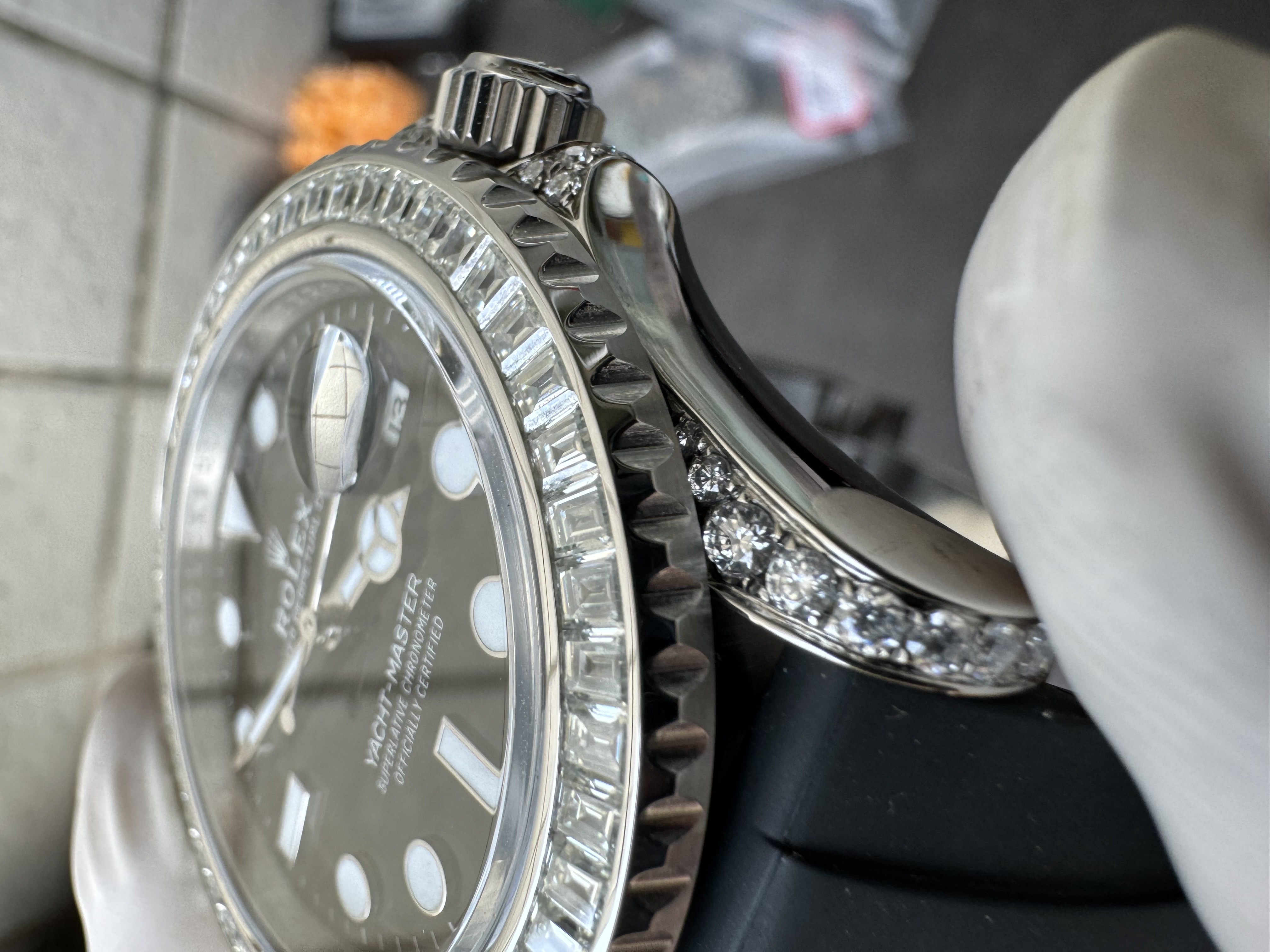 Super Clone 1:1 Rolex Yacht-Master Diamond-set 3235 movement