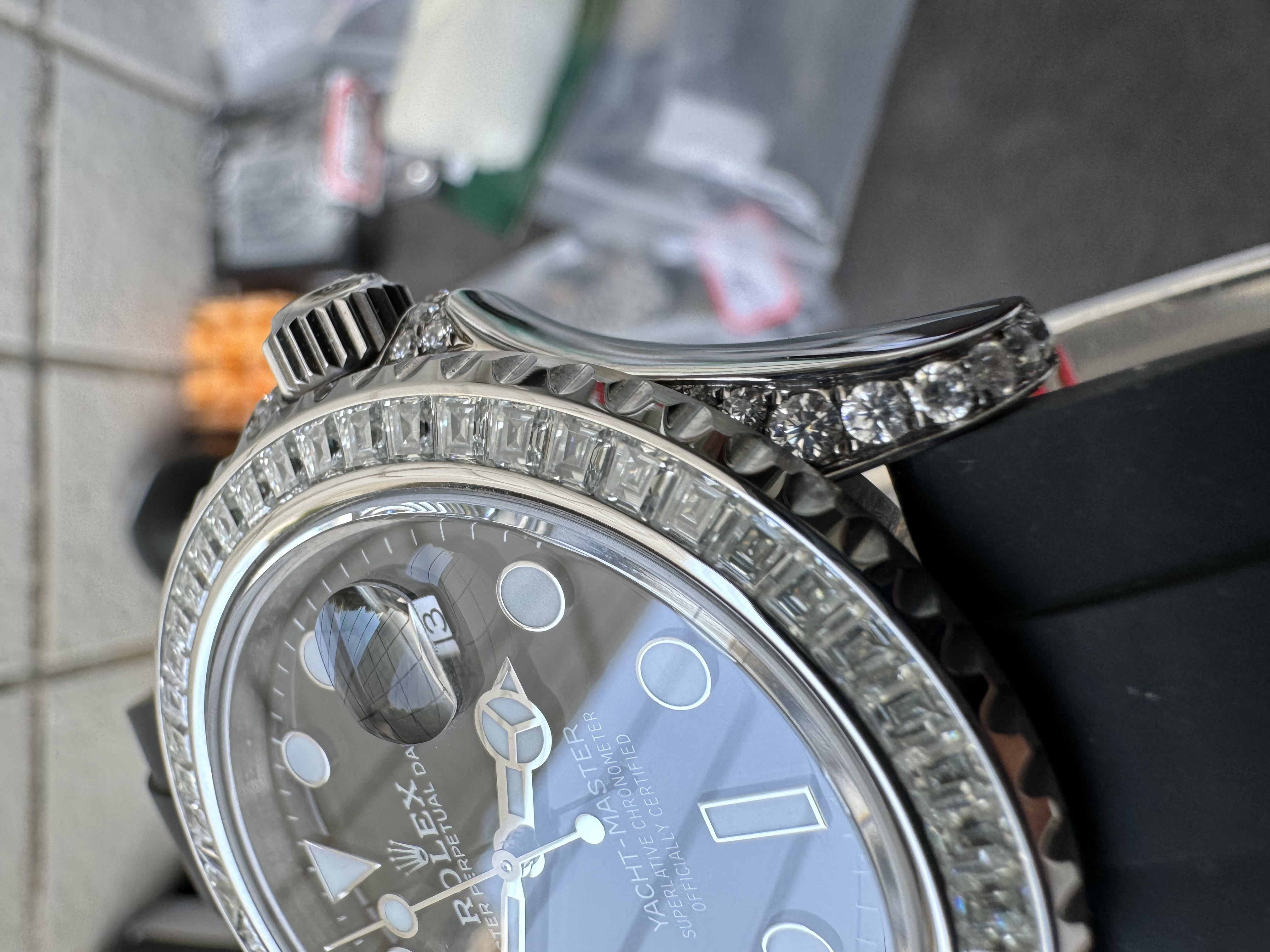 Super Clone 1:1 Rolex Yacht-Master Diamond-set 3235 movement