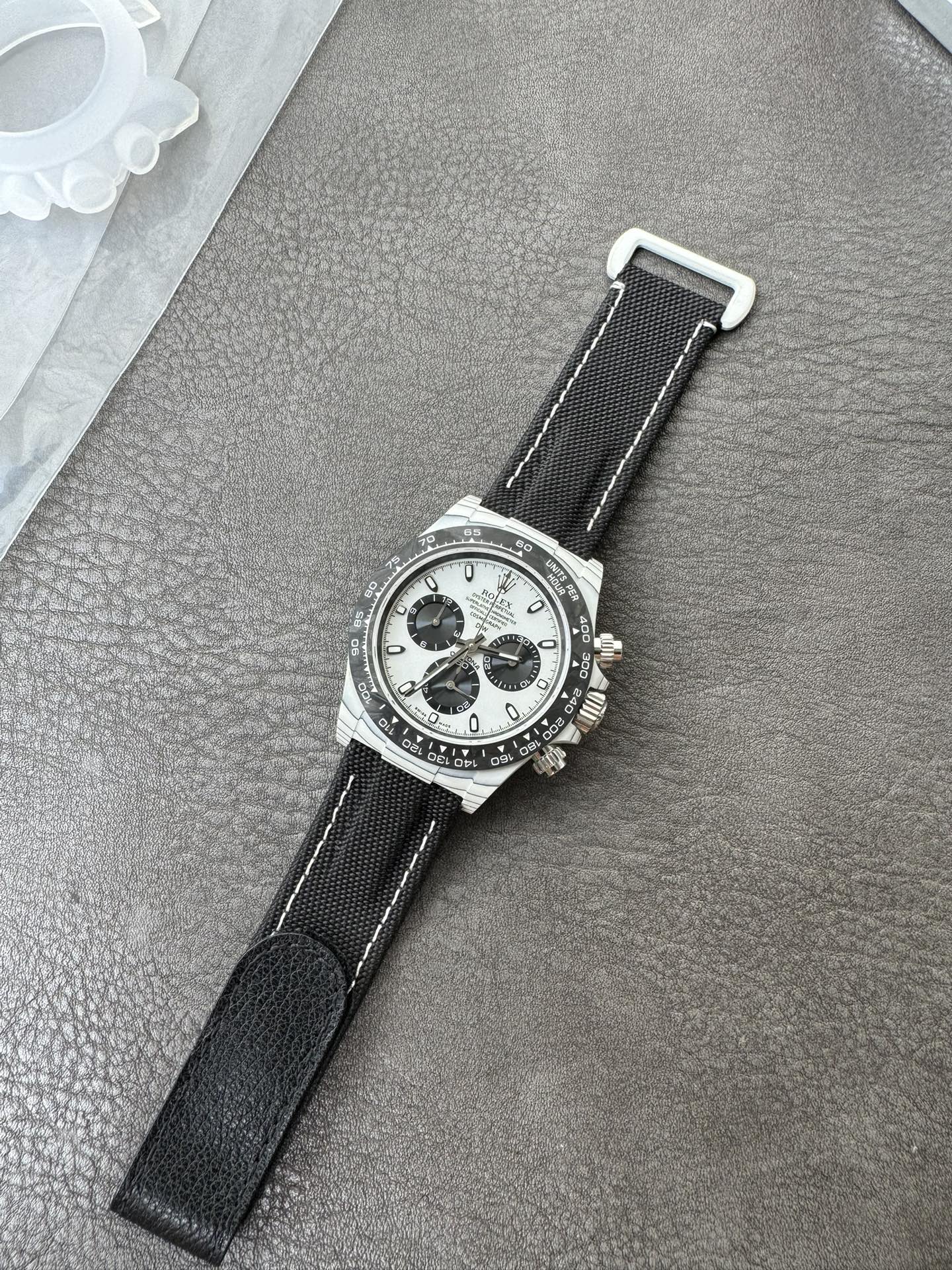 Super Clone Rolex 1:1 Daytona 116500LN – Panda Dial Fabric Strap Carbon fibre case 4130 Movement