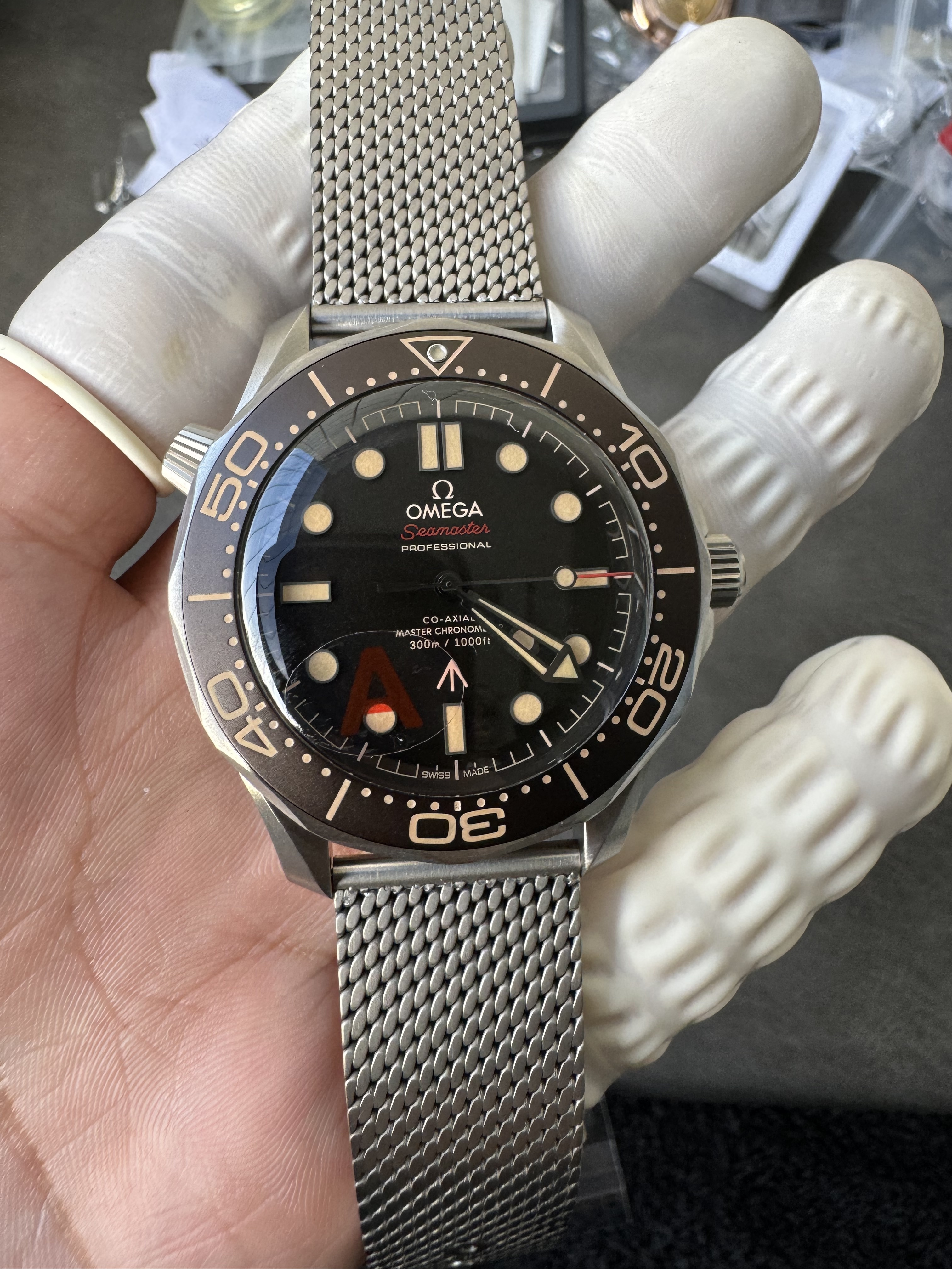 Super Clone Omega 1：1 Seamaster 300M “No Time To Die” V4 Edition — Titanium Case & Milanese Mesh, VS8800 Integrated Movement