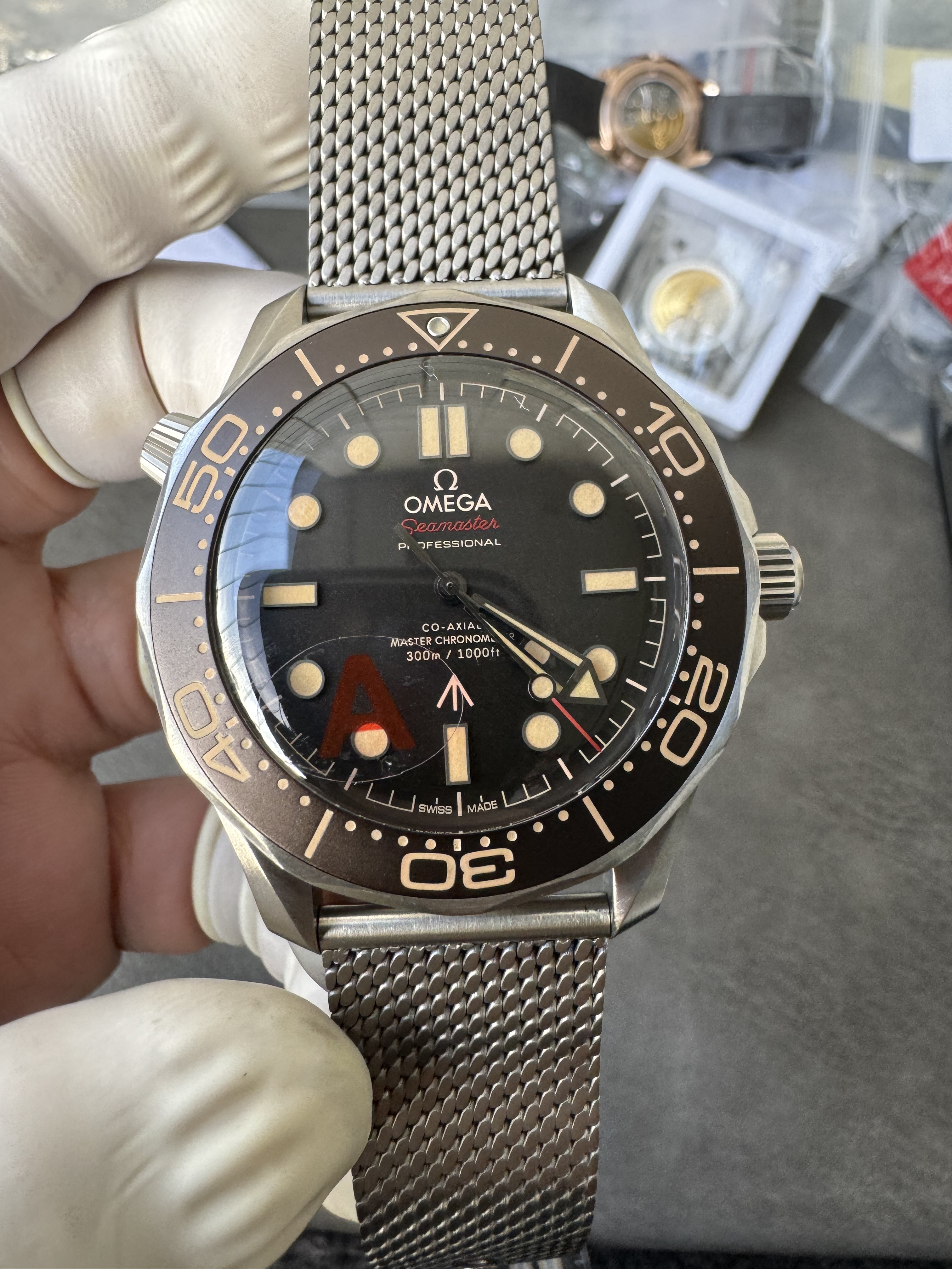 Super Clone Omega 1：1 Seamaster 300M “No Time To Die” V4 Edition — Titanium Case & Milanese Mesh, VS8800 Integrated Movement