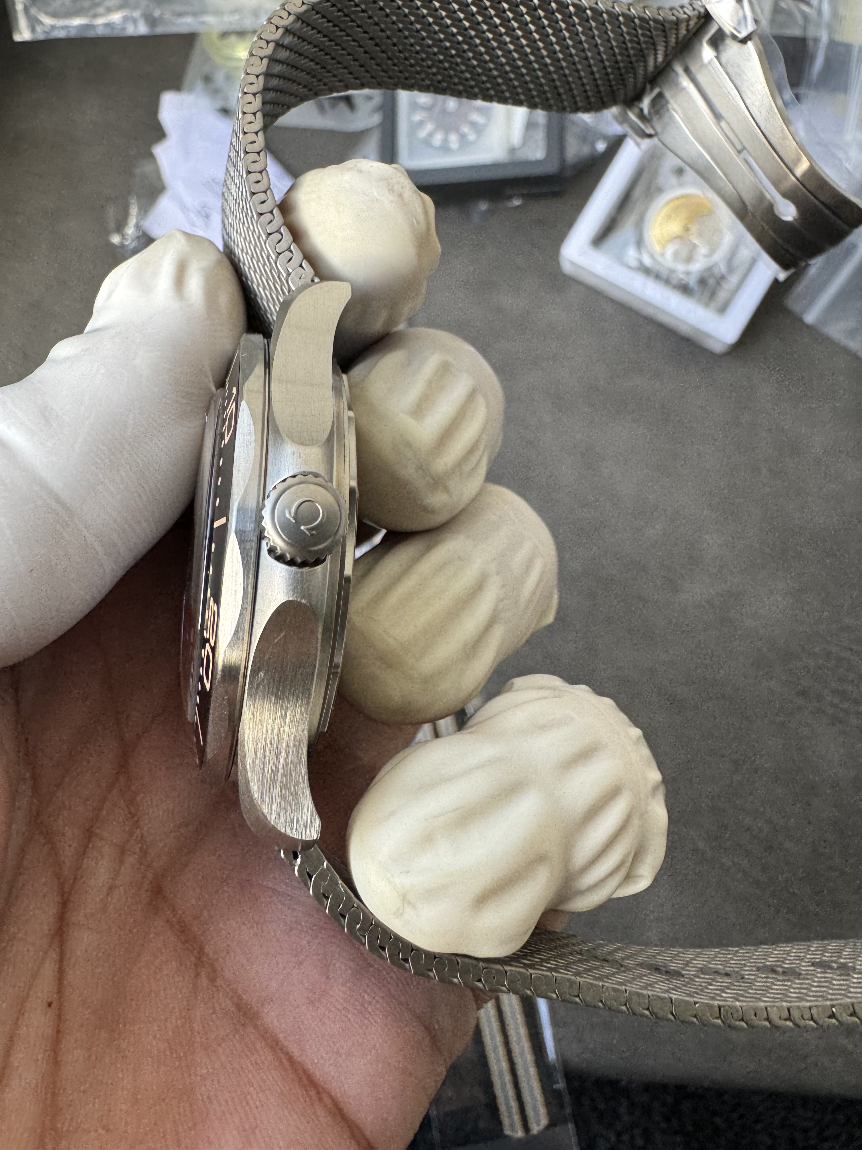 Super Clone Omega 1：1 Seamaster 300M “No Time To Die” V4 Edition — Titanium Case & Milanese Mesh, VS8800 Integrated Movement