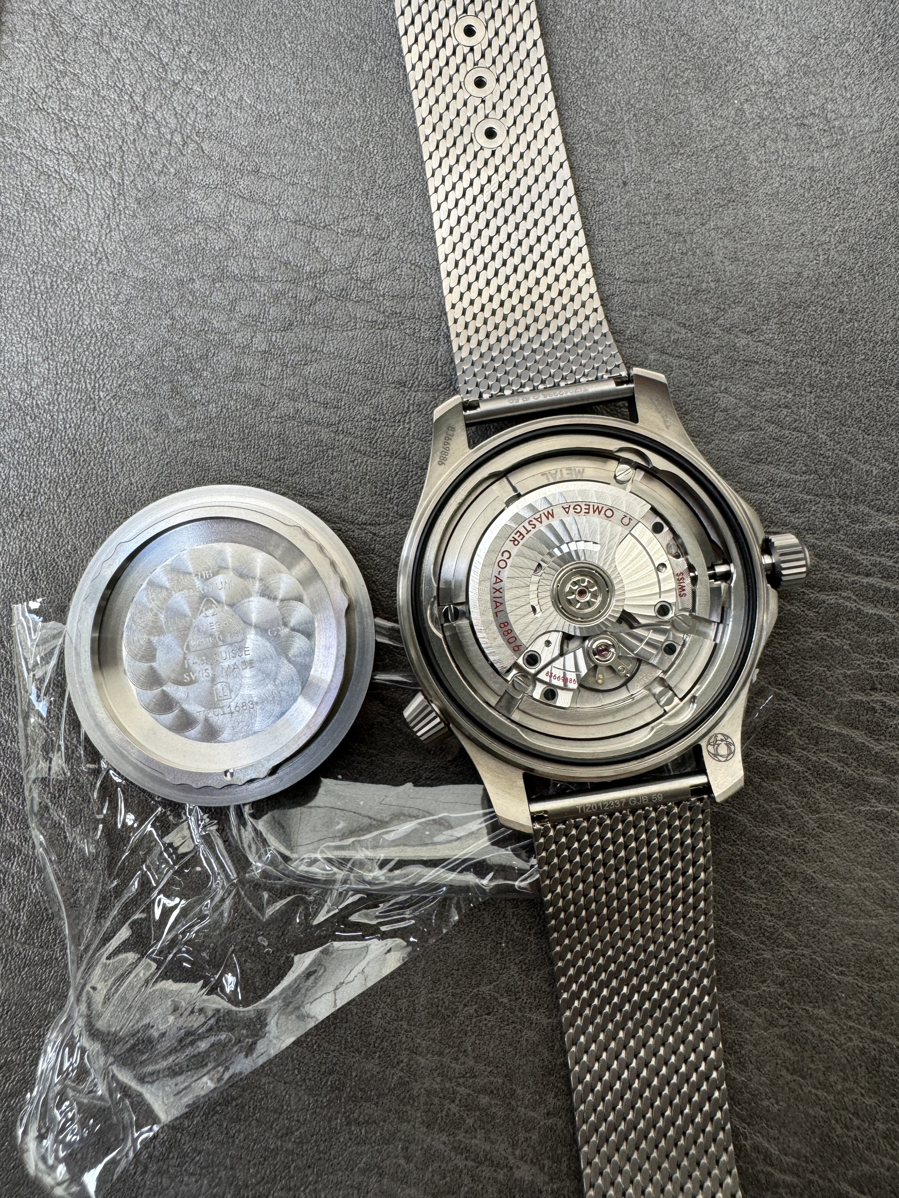 Super Clone Omega 1：1 Seamaster 300M “No Time To Die” V4 Edition — Titanium Case & Milanese Mesh, VS8800 Integrated Movement