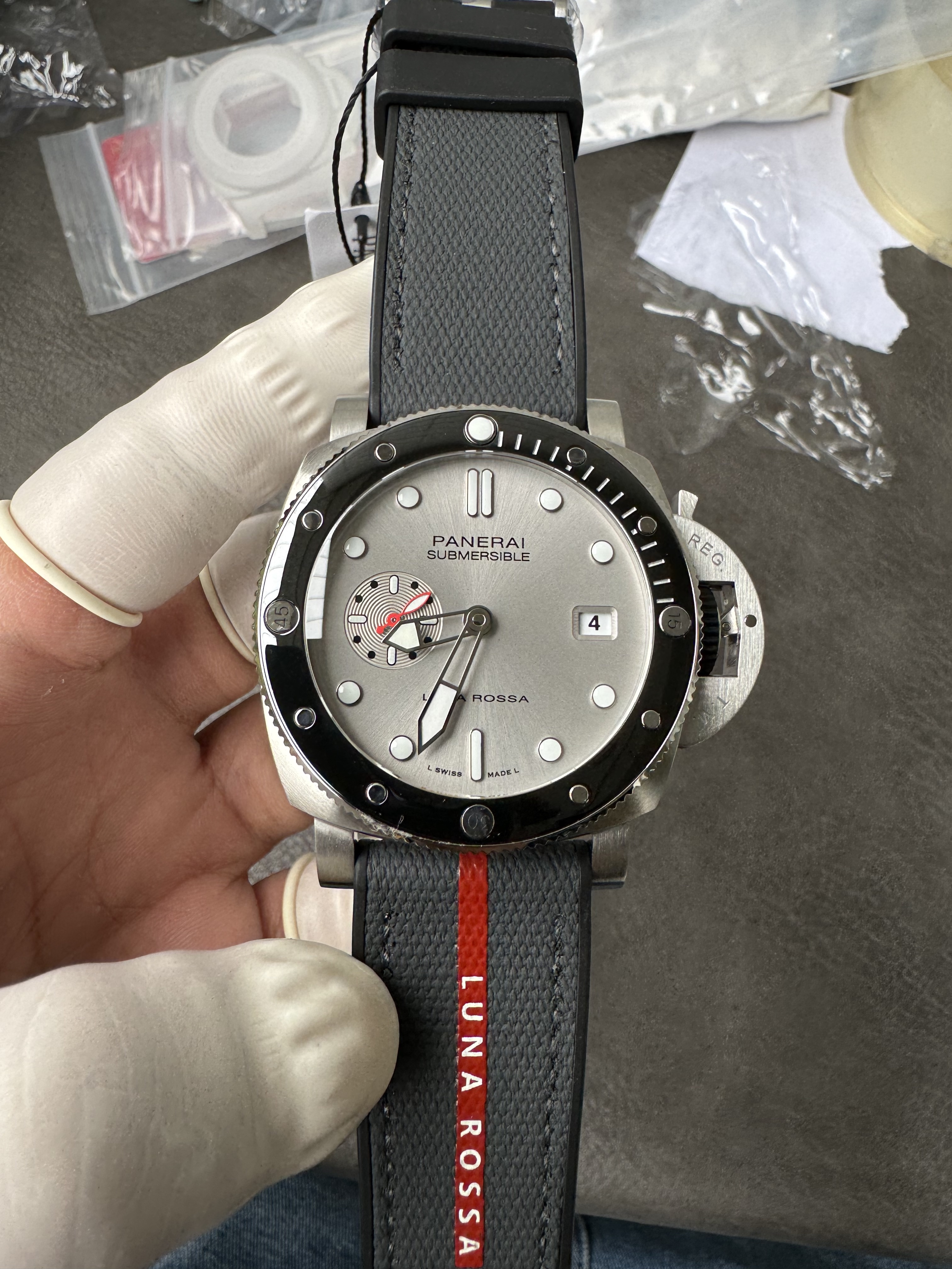 Super Clone Panerai 1:1  PAM1681 Submersible 44mm Luna Rossa 2025 New Release