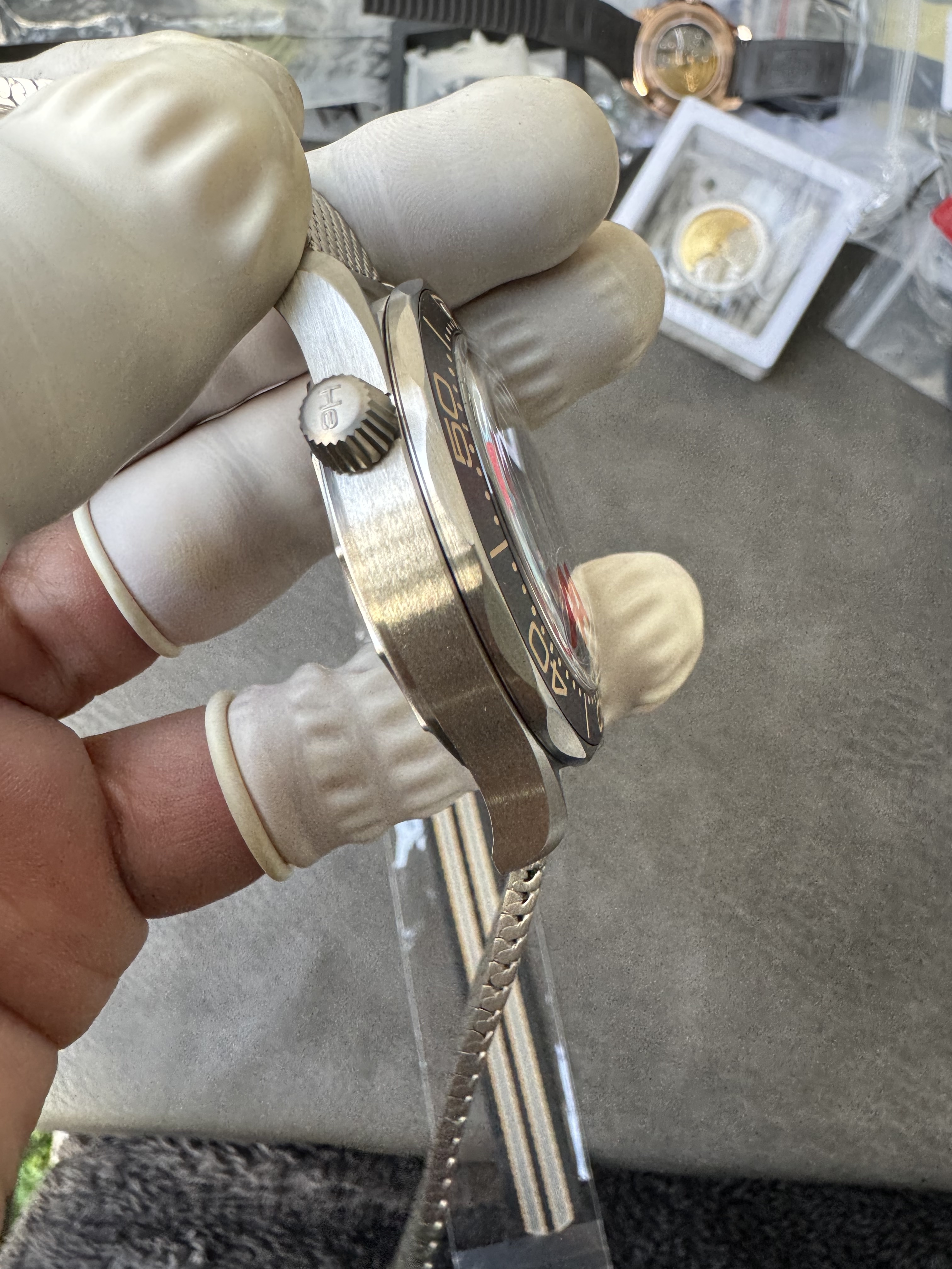 Super Clone Omega 1：1 Seamaster 300M “No Time To Die” V4 Edition — Titanium Case & Milanese Mesh, VS8800 Integrated Movement