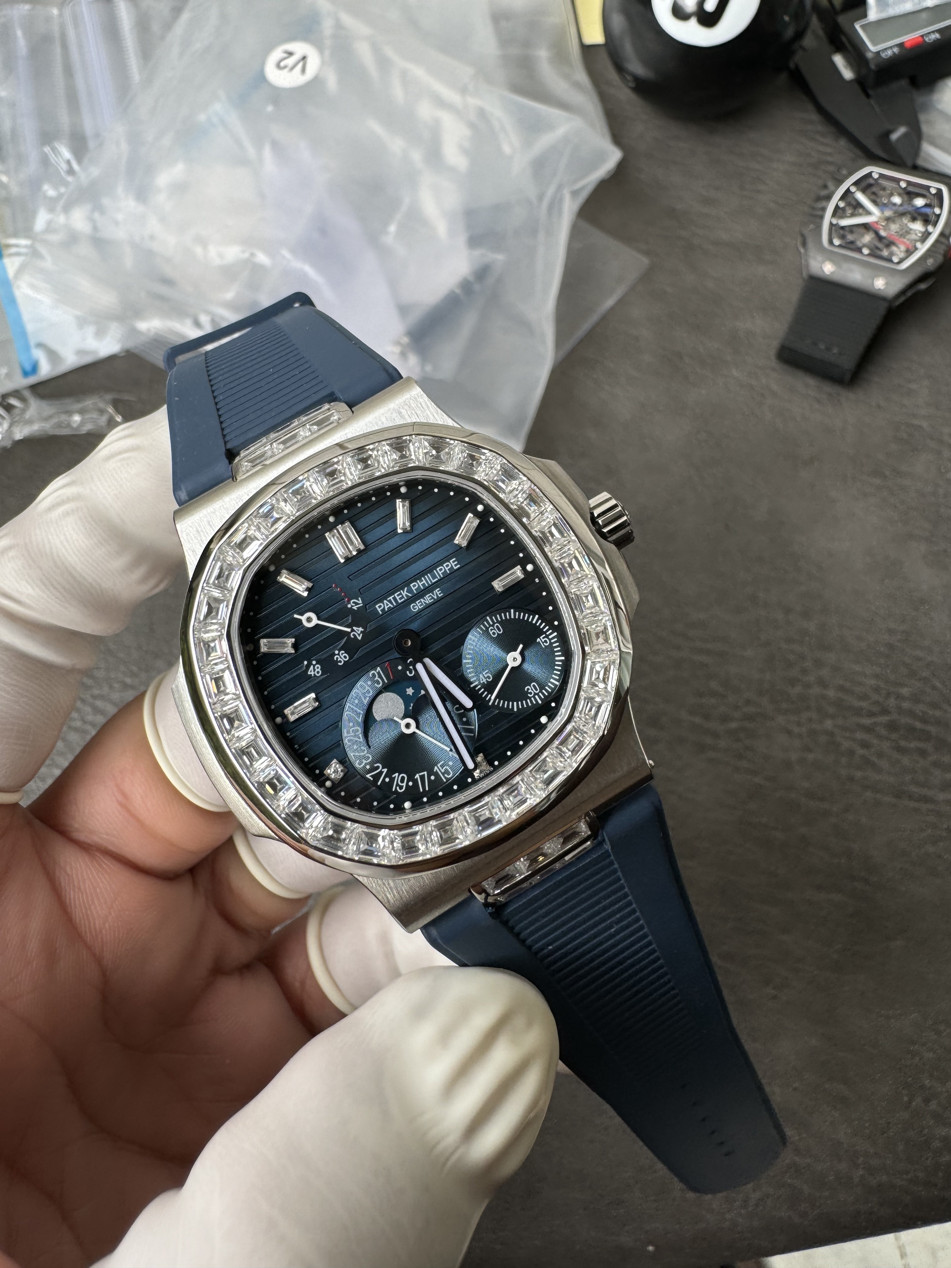 Super Clone 1:1 Patek Philippe Nautilus 5712 Blue Dial Perpetual Calendar with Diamond Bezel – Blue Rubber Strap