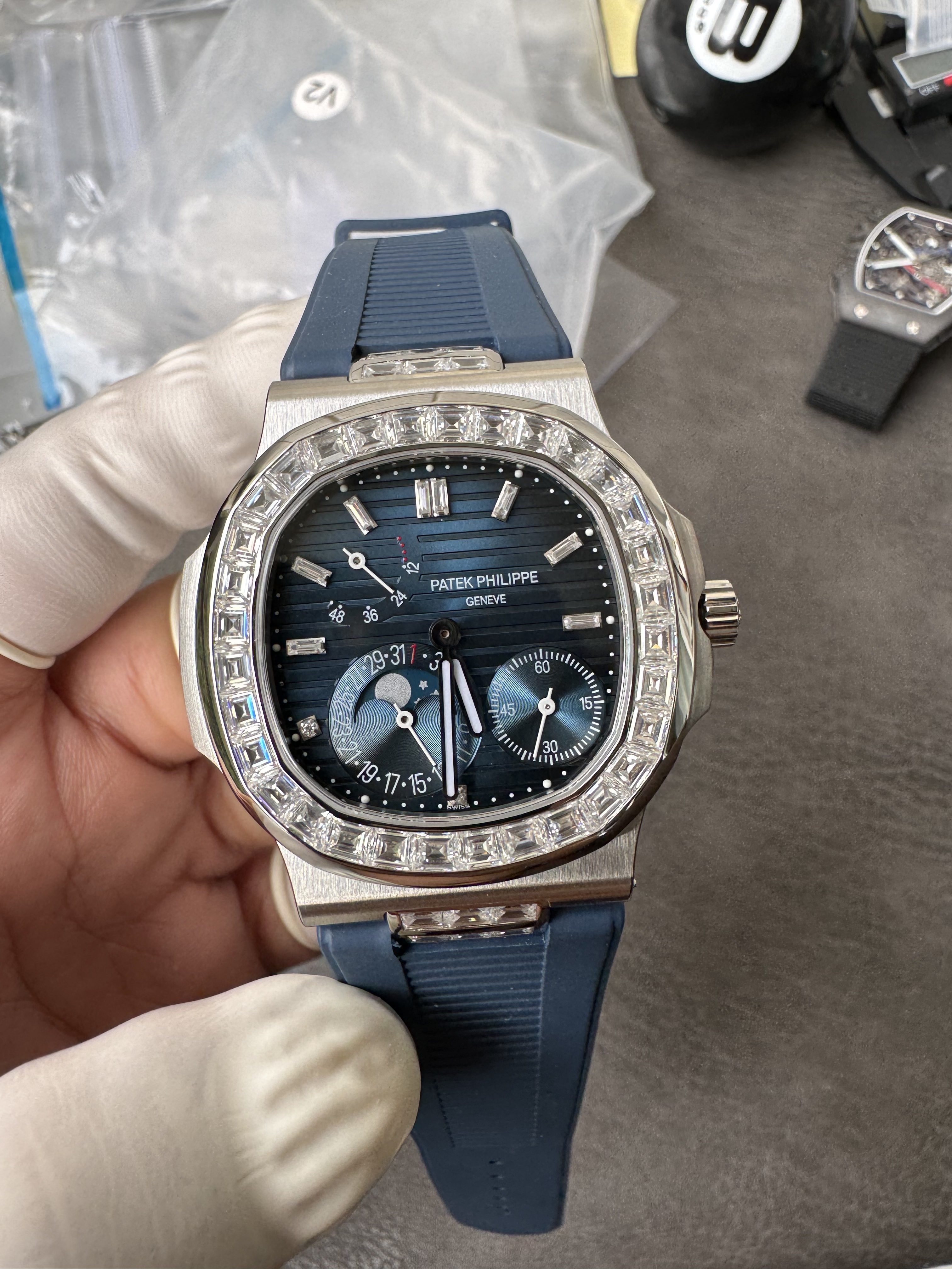 Super Clone 1:1 Patek Philippe Nautilus 5712 Blue Dial Perpetual Calendar with Diamond Bezel – Blue Rubber Strap