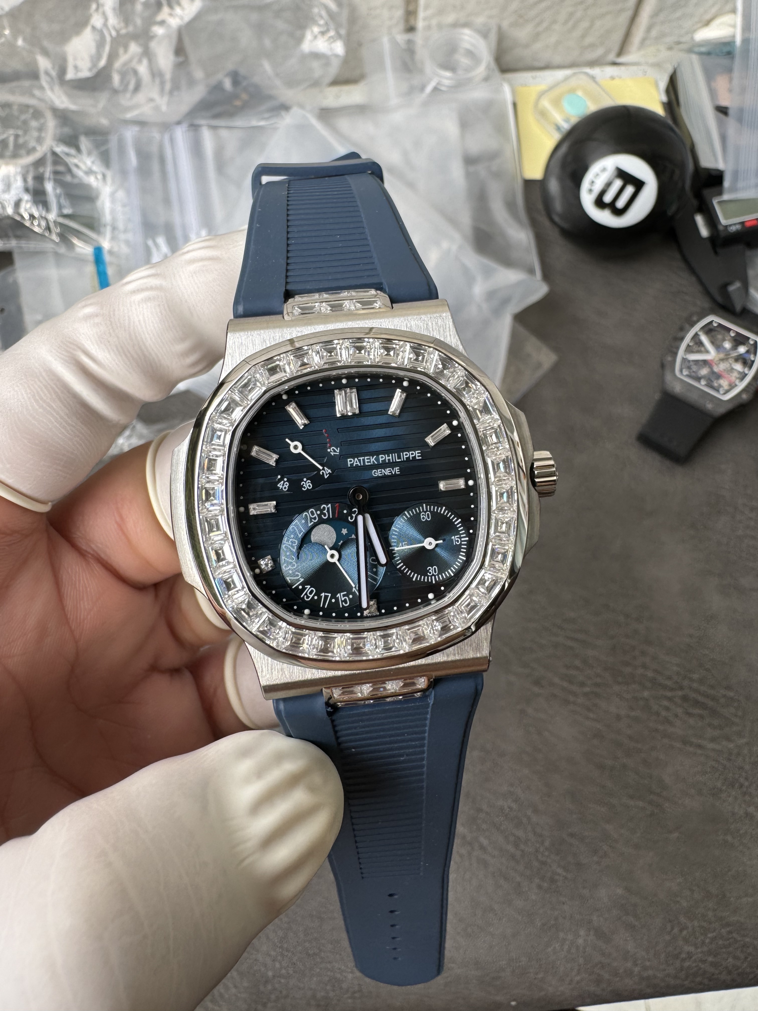Super Clone 1:1 Patek Philippe Nautilus 5712 Blue Dial Perpetual Calendar with Diamond Bezel – Blue Rubber Strap