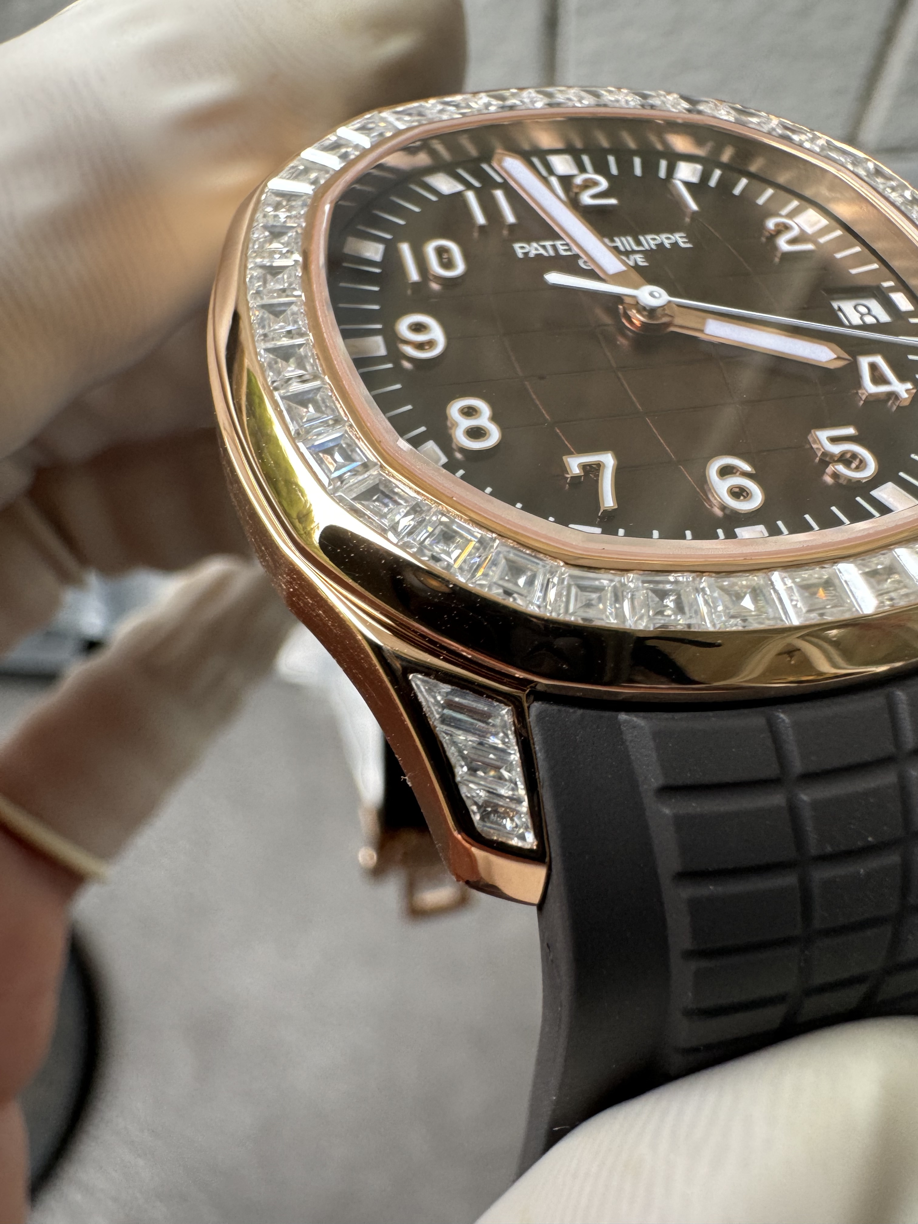 Super Clone 1:1 Patek Philippe Aquanaut 5167R “Grenade” Rose Gold with Full Diamond Bezel & Rubber Strap