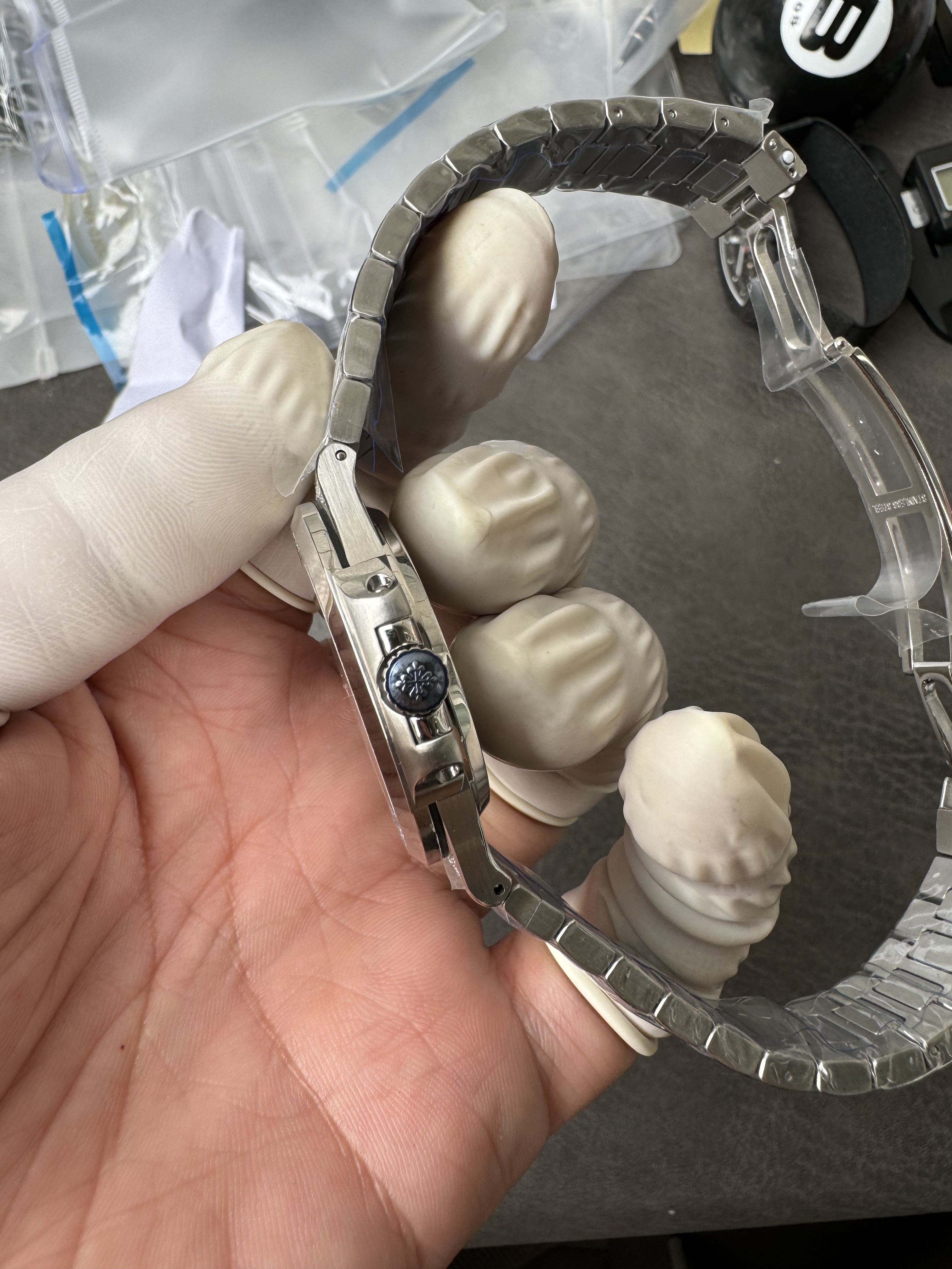 Super Clone 1:1 Patek Philippe Nautilus 5711 Full Iced Out – Baguette Diamond Bezel