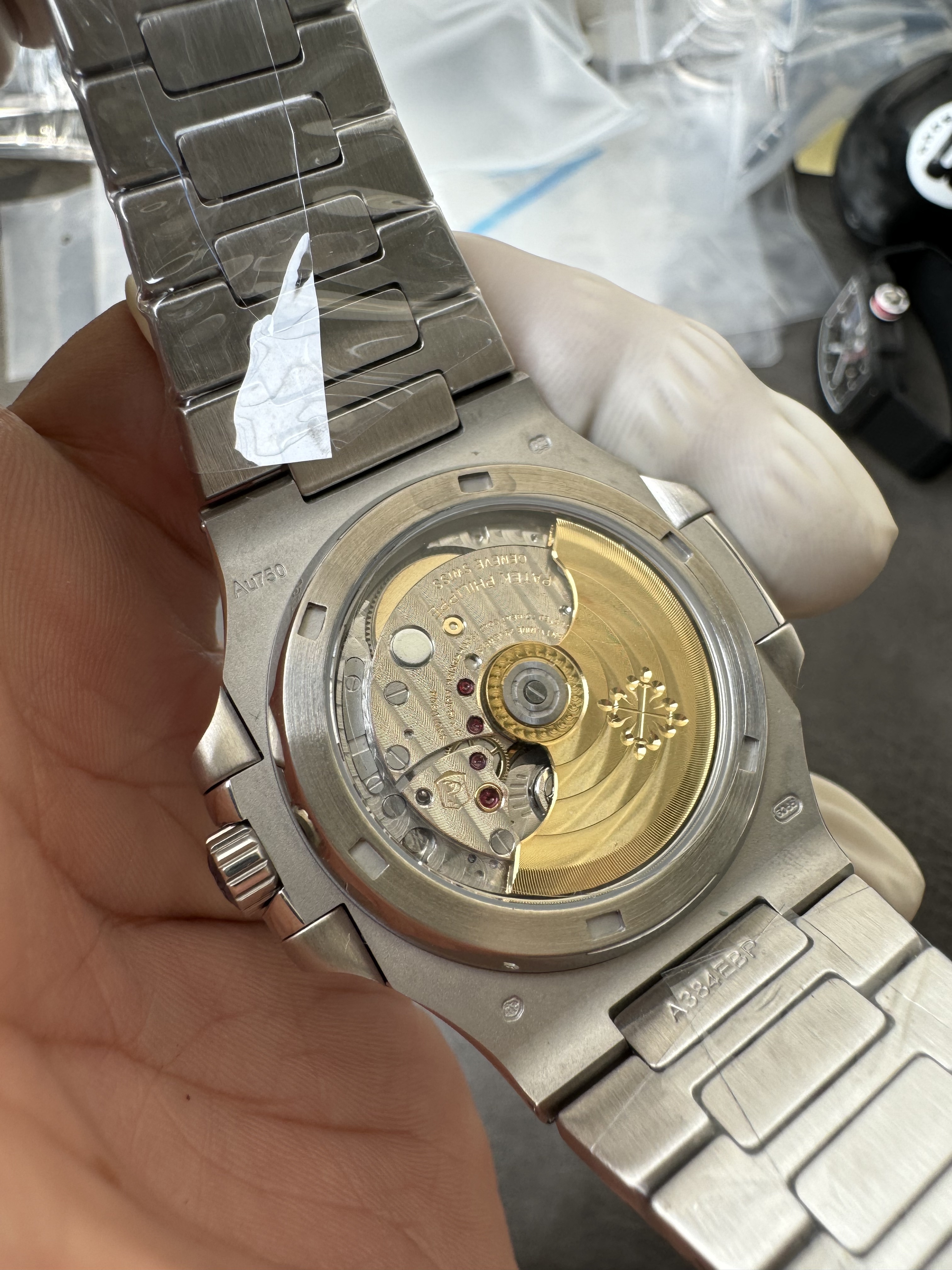 Super Clone 1:1 Patek Philippe Nautilus 5711 Full Iced Out – Baguette Diamond Bezel