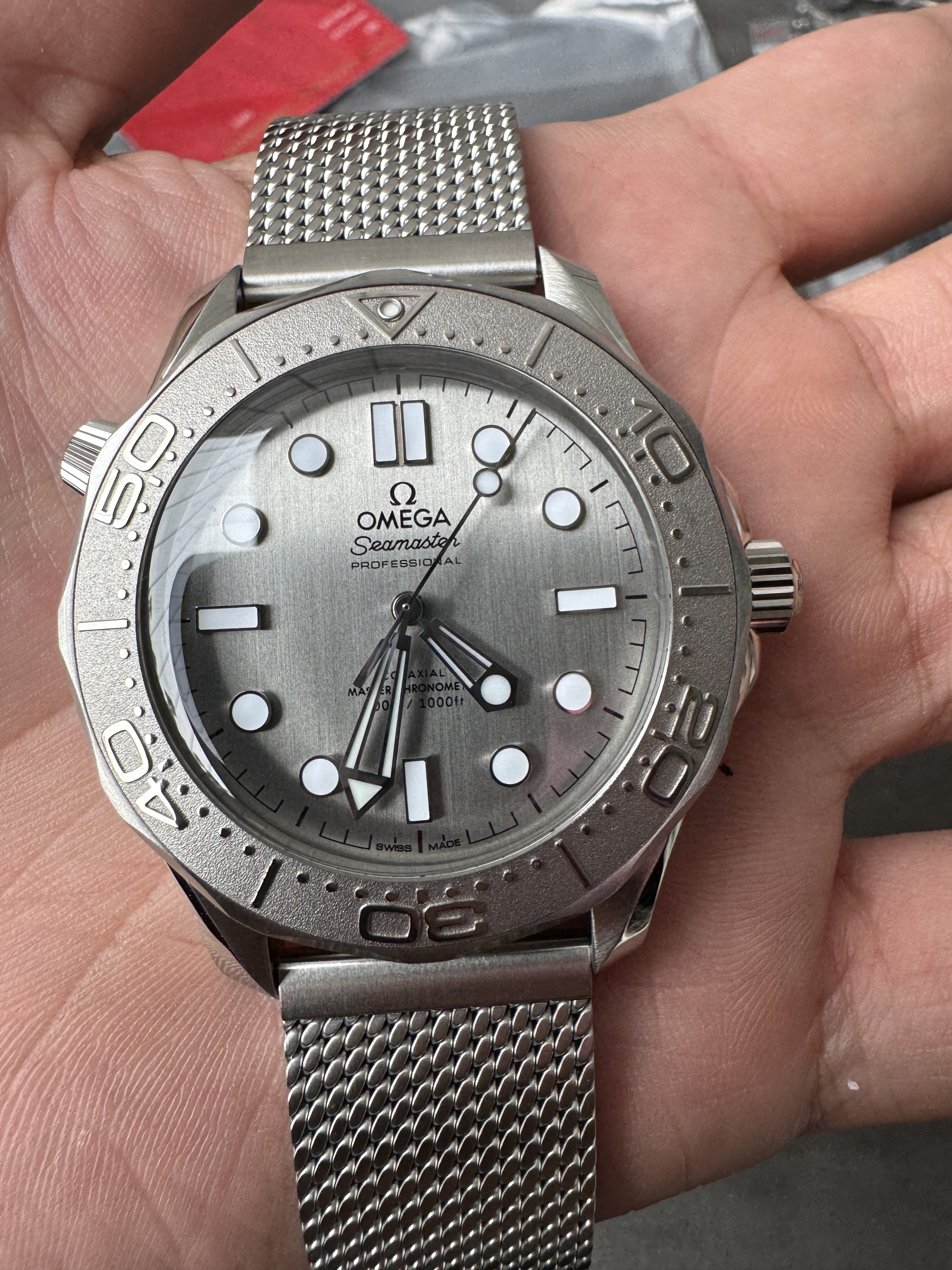 Super Clone Omega 1:1 Seamaster 300M 007 Silver Bezel Milanese Bracelet