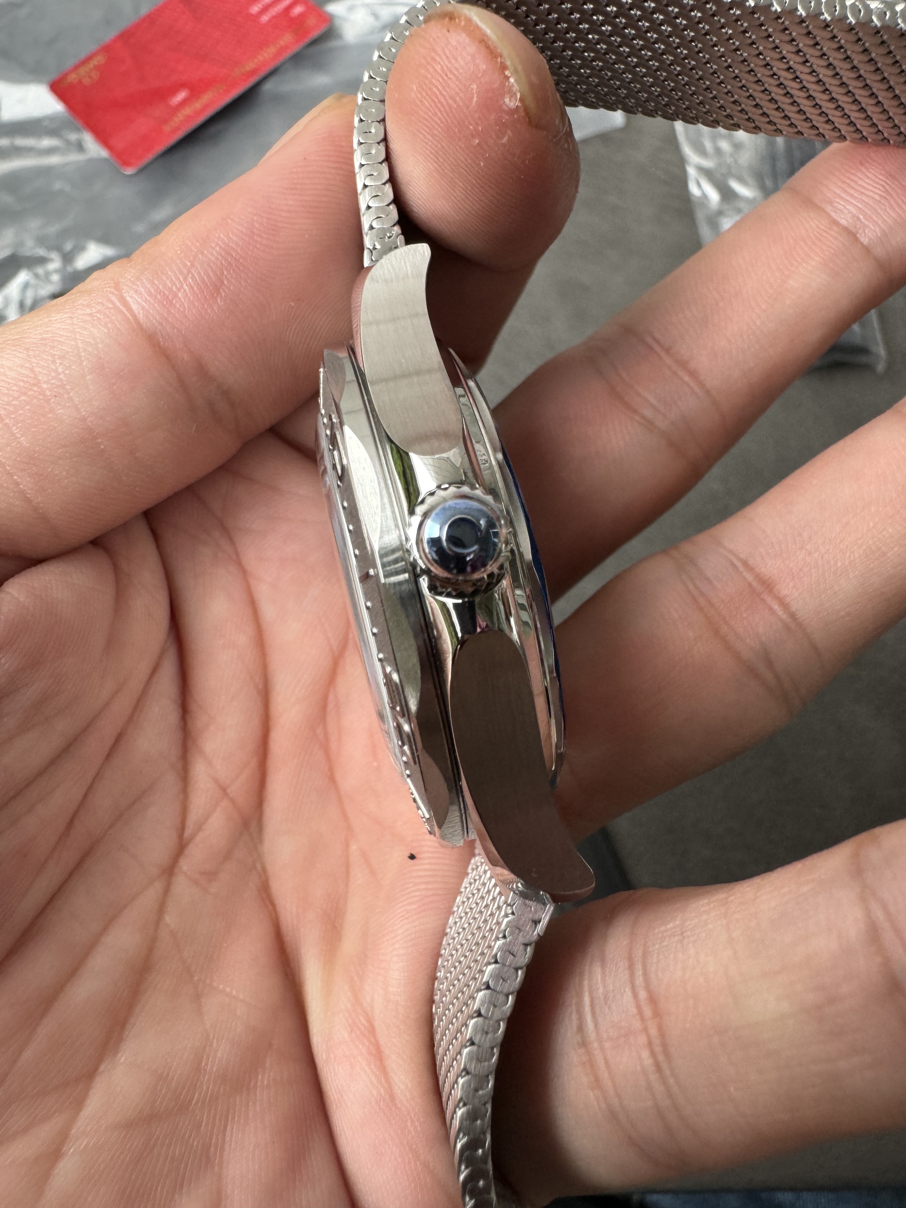 Super Clone Omega 1:1 Seamaster 300M 007 Silver Bezel Milanese Bracelet