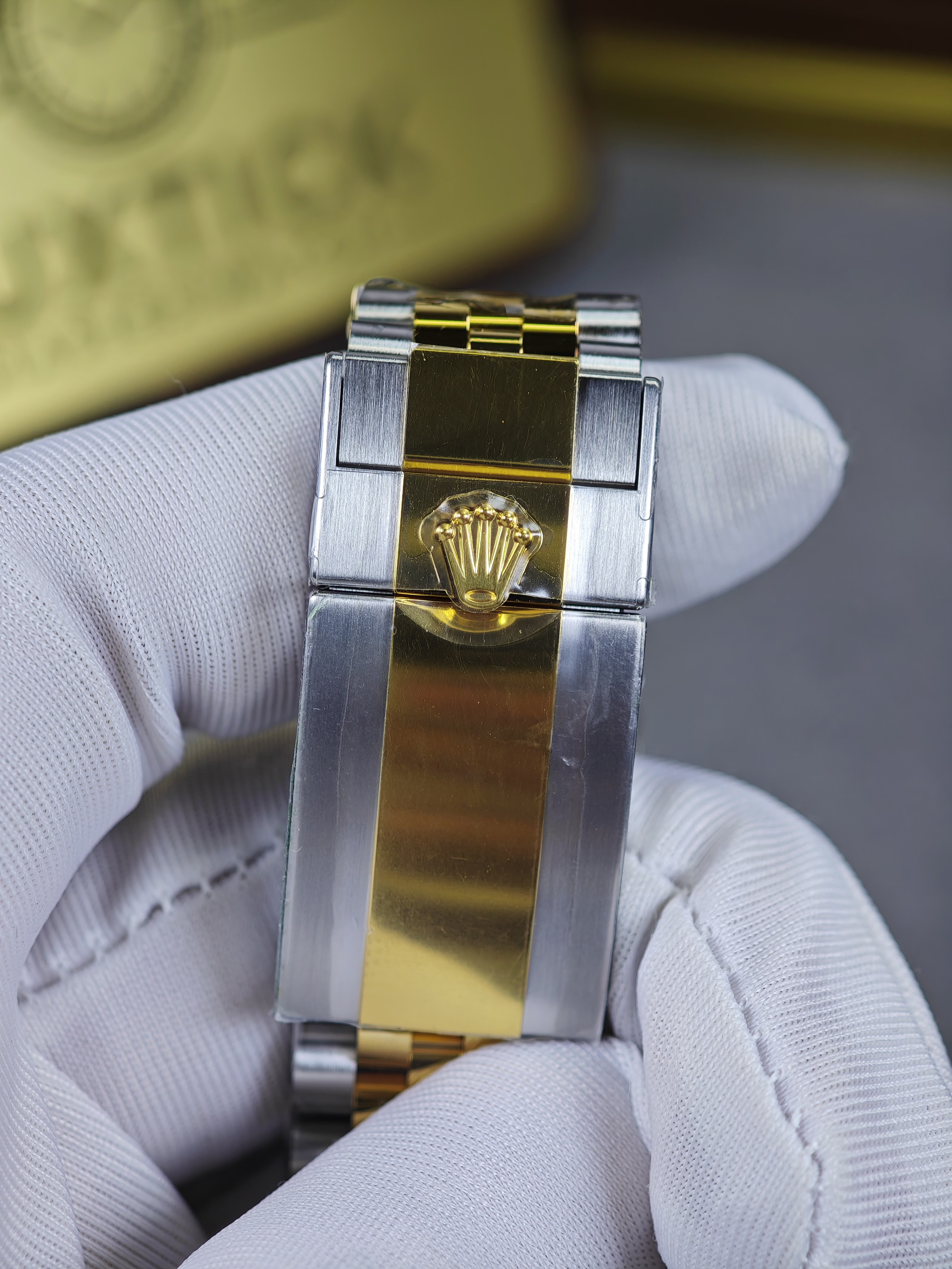 Rolex GMT Master II 126713 steel and gold Two-Tone with Black Dial on Jubilee (40mm) Super Clone