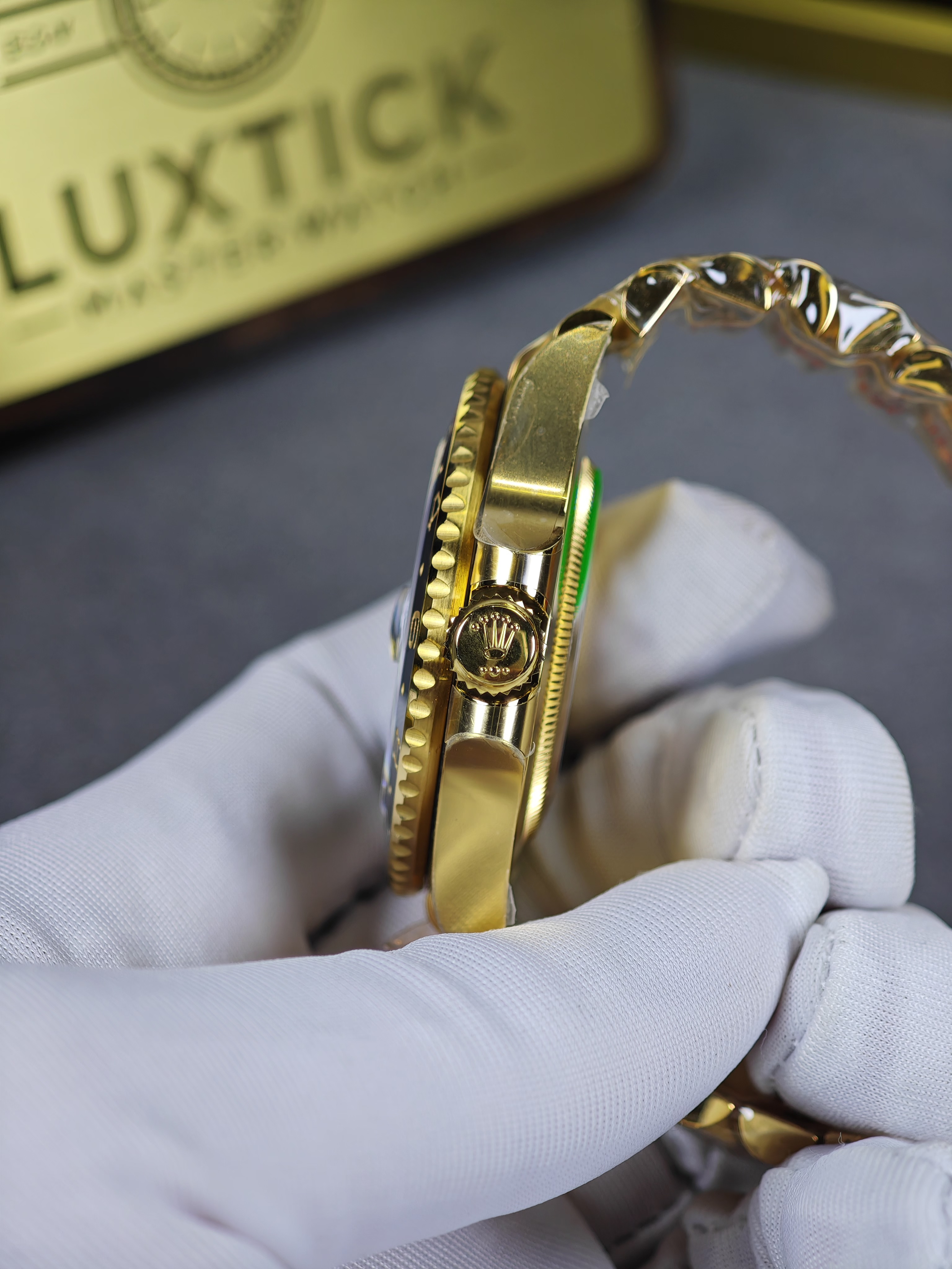 Rolex GMT Master II 126718grnr-0001 Full yellow gold with Black Dial on Jubilee (40mm) Super Clone