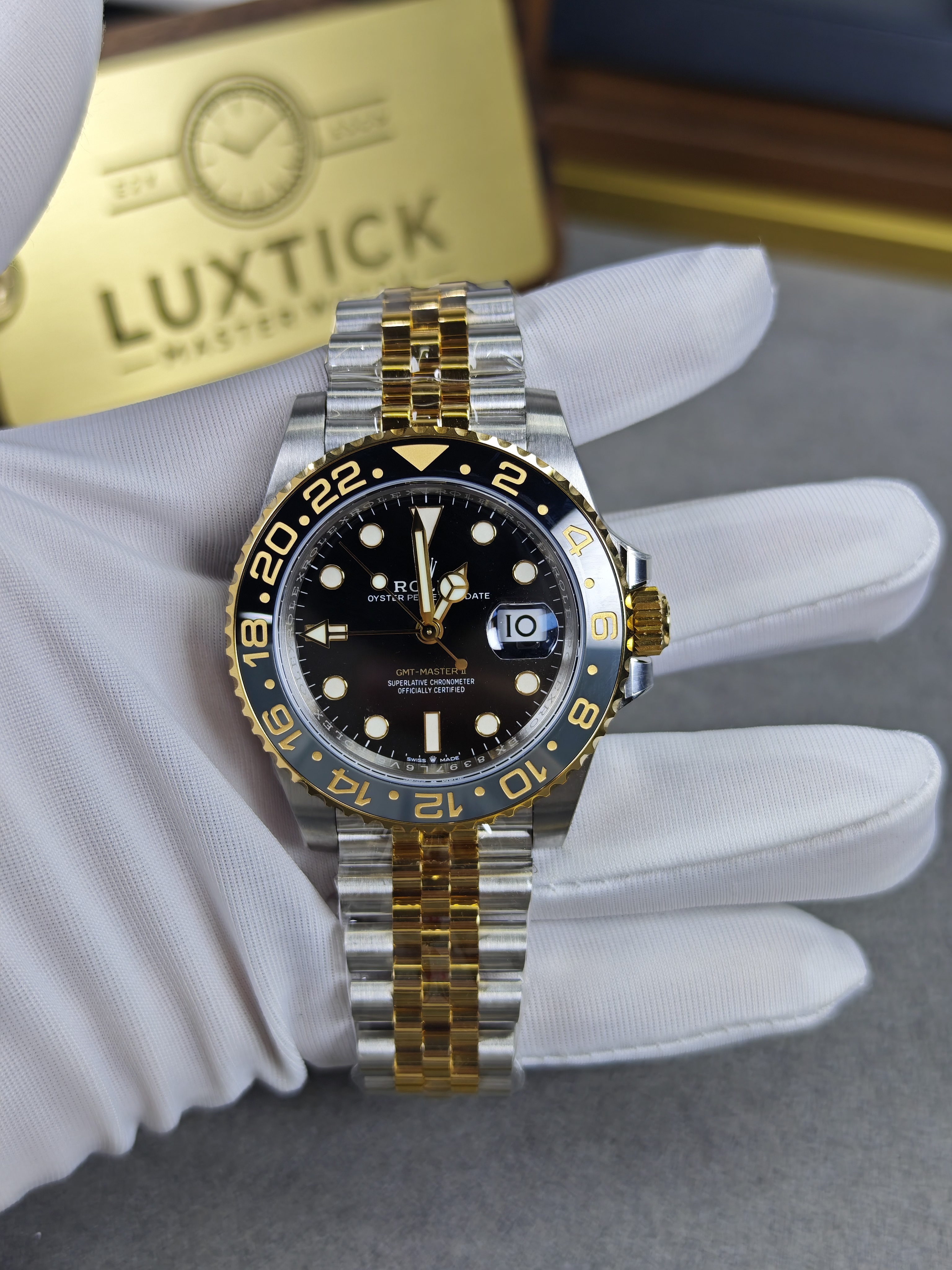 Rolex GMT Master II 126713 steel and gold Two-Tone with Black Dial on Jubilee (40mm) Super Clone