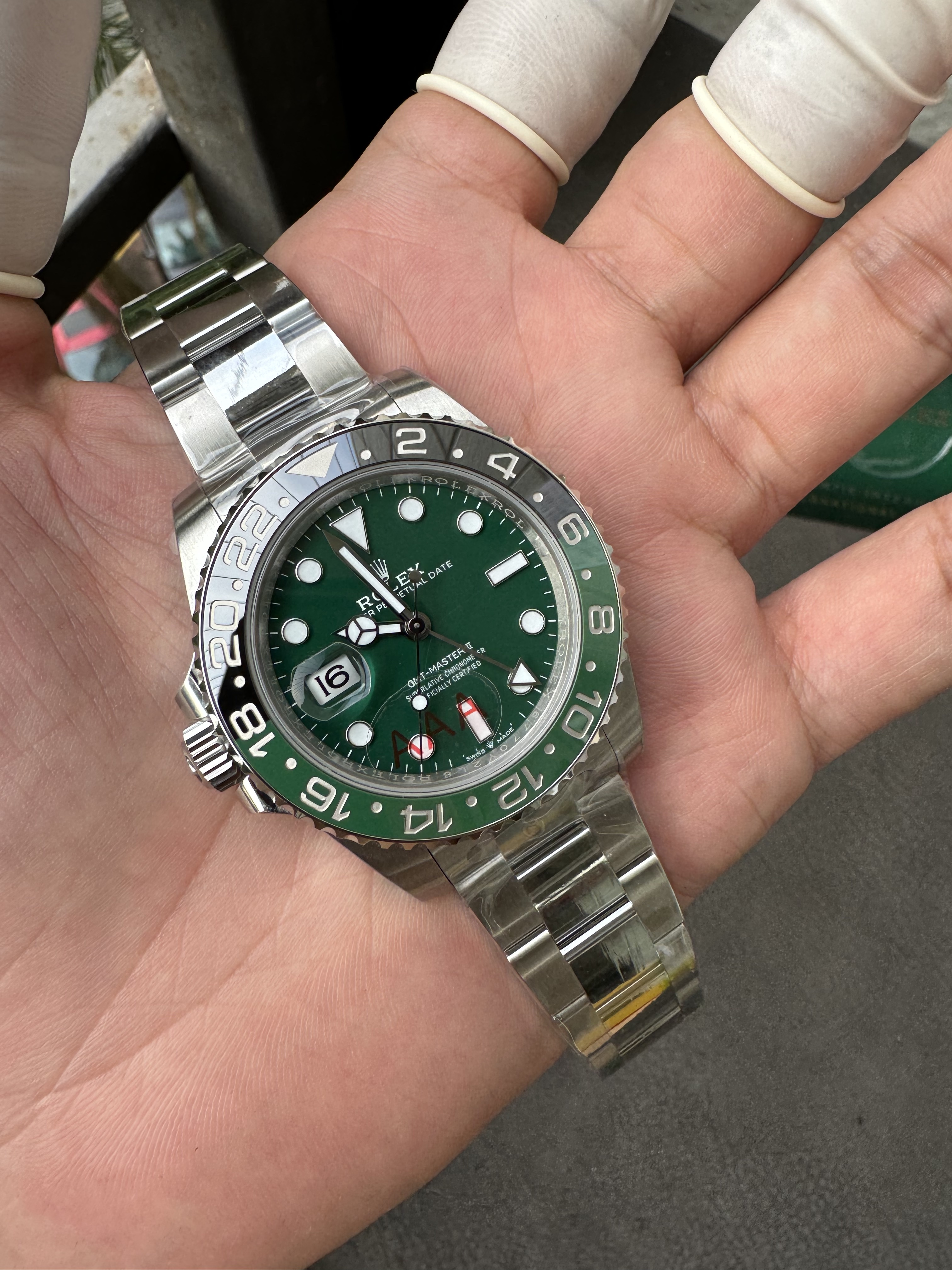 Rolex GMT Master II m126729VTNR-0001 Green ceramic dial on Oyster (40mm) Super Clone