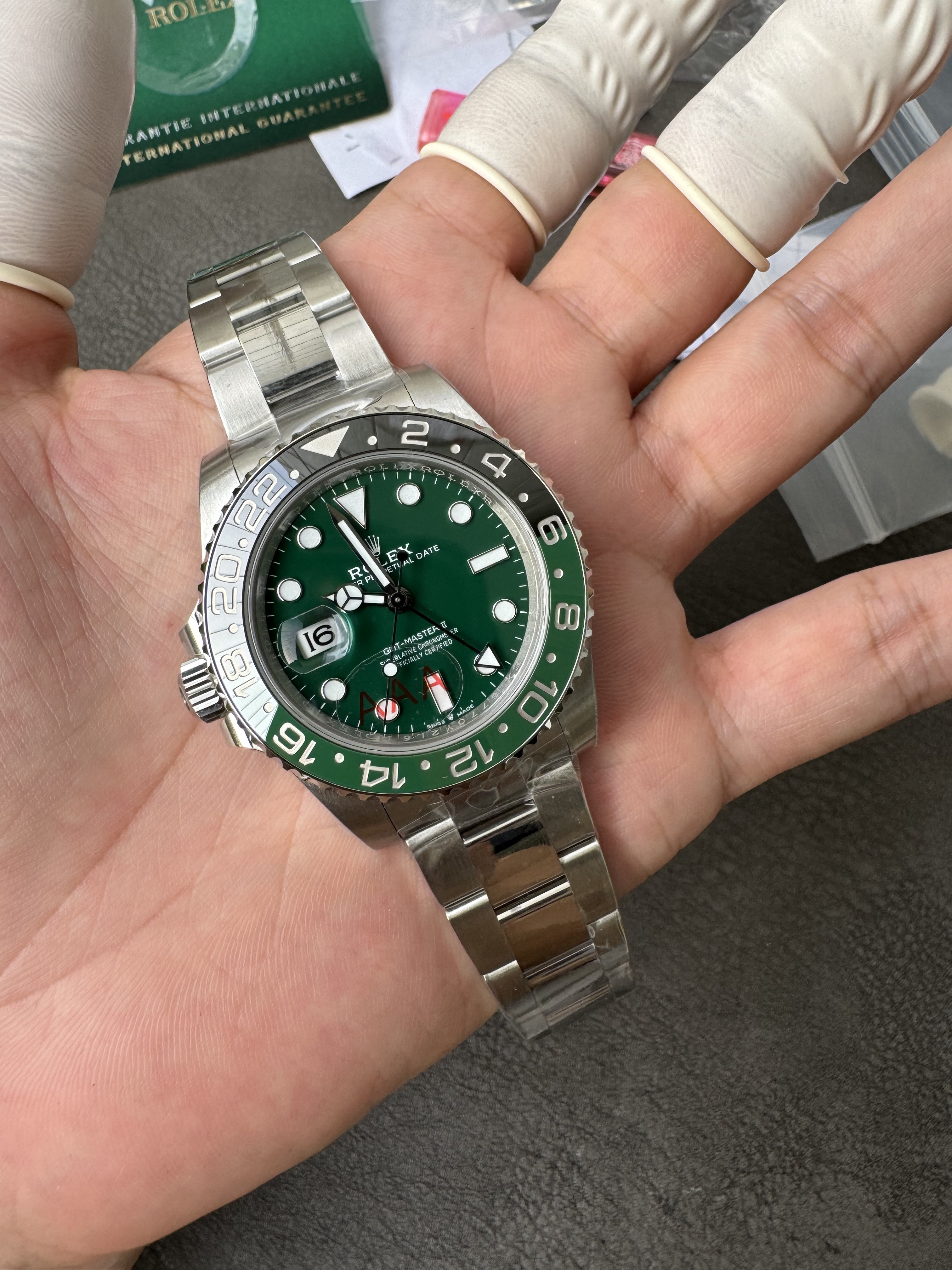 Rolex GMT Master II m126729VTNR-0001 Green ceramic dial on Oyster (40mm) Super Clone