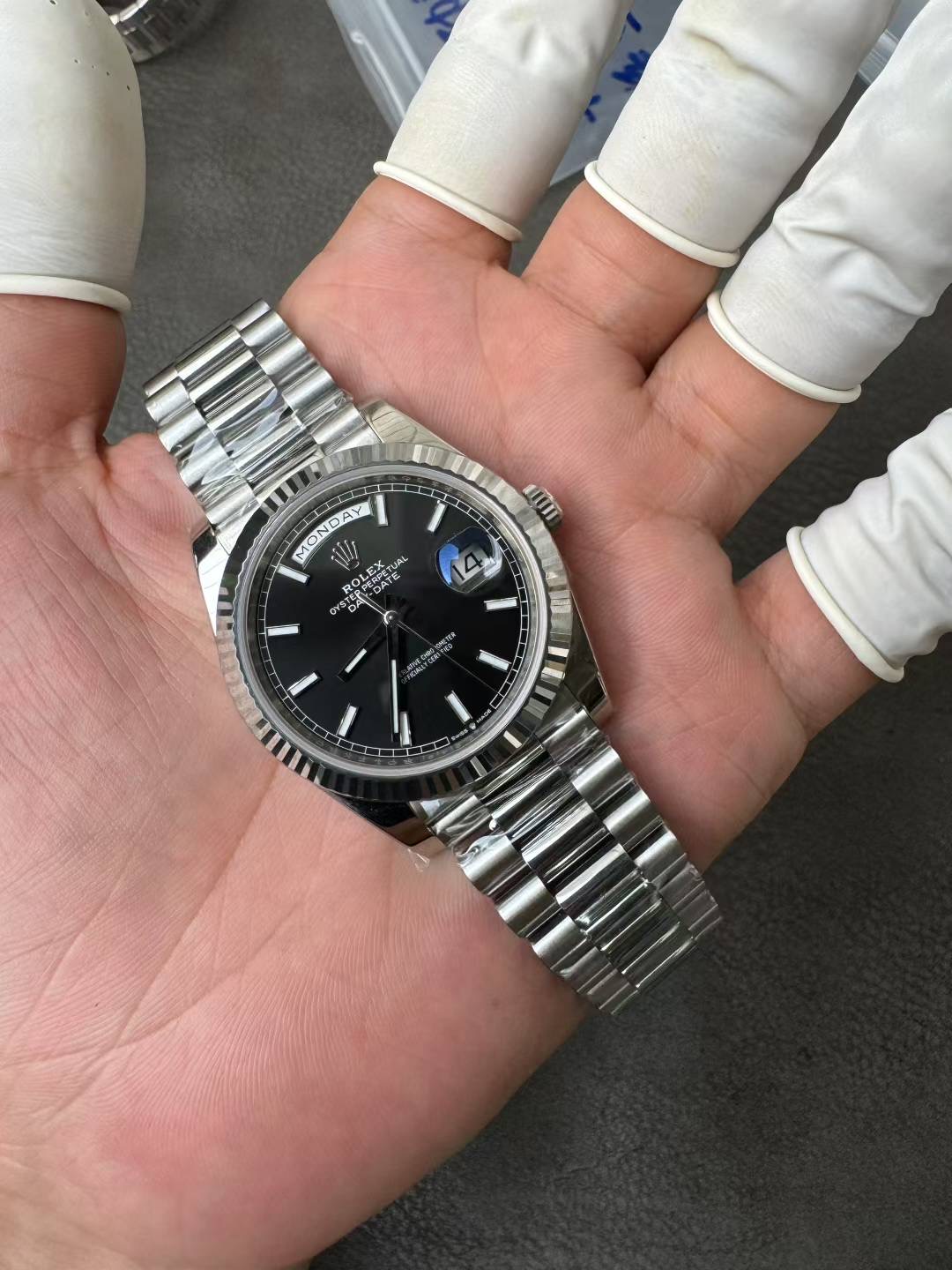 Super Clone Rolex 1:1 Calendar Platinum Black Dial Bar Studs