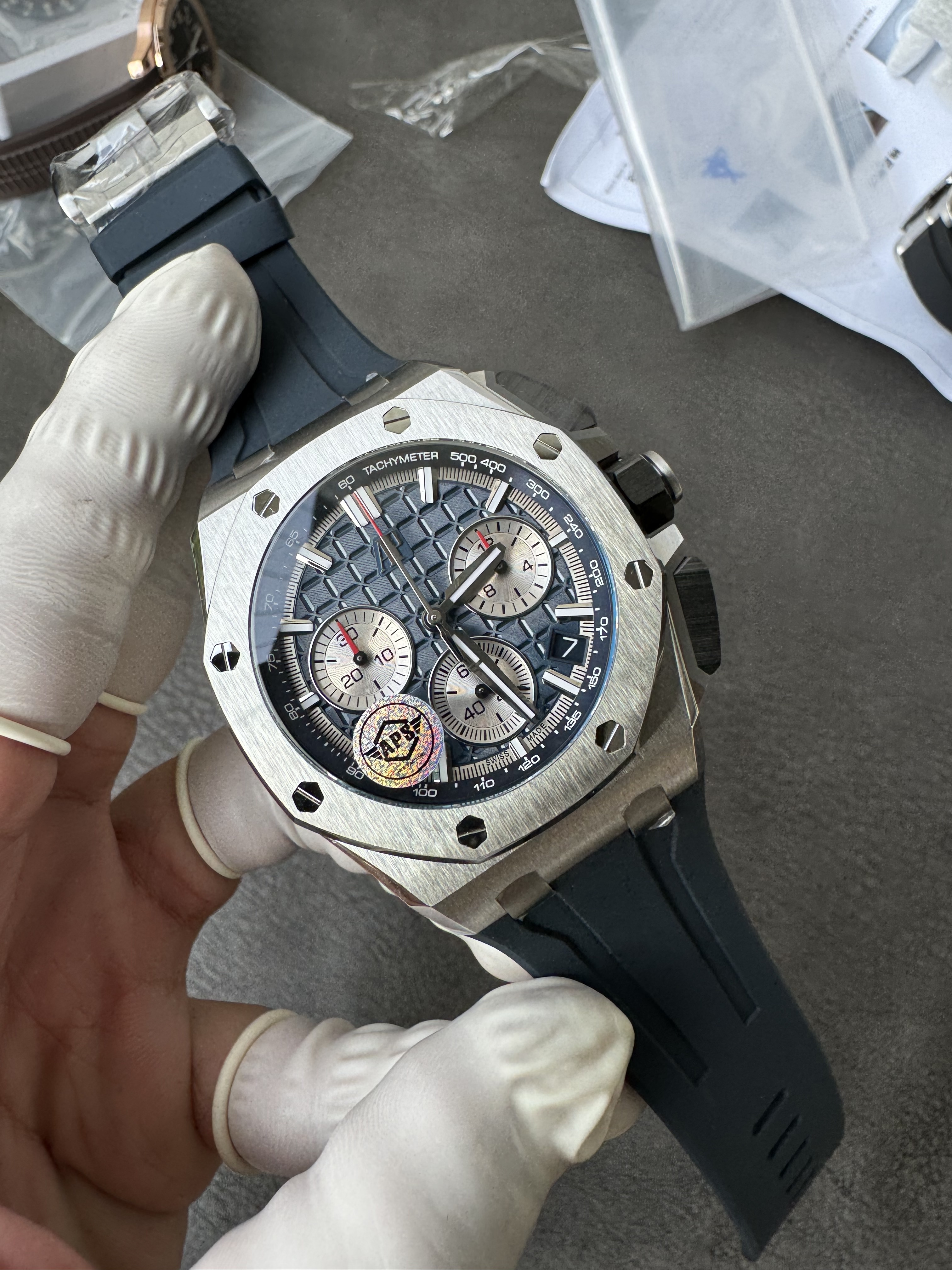 Super Clone 1:1 Audemars Piguet Royal Oak Chronograph 26420 - 43mm Blue Dial with Blue Rubber Strap
