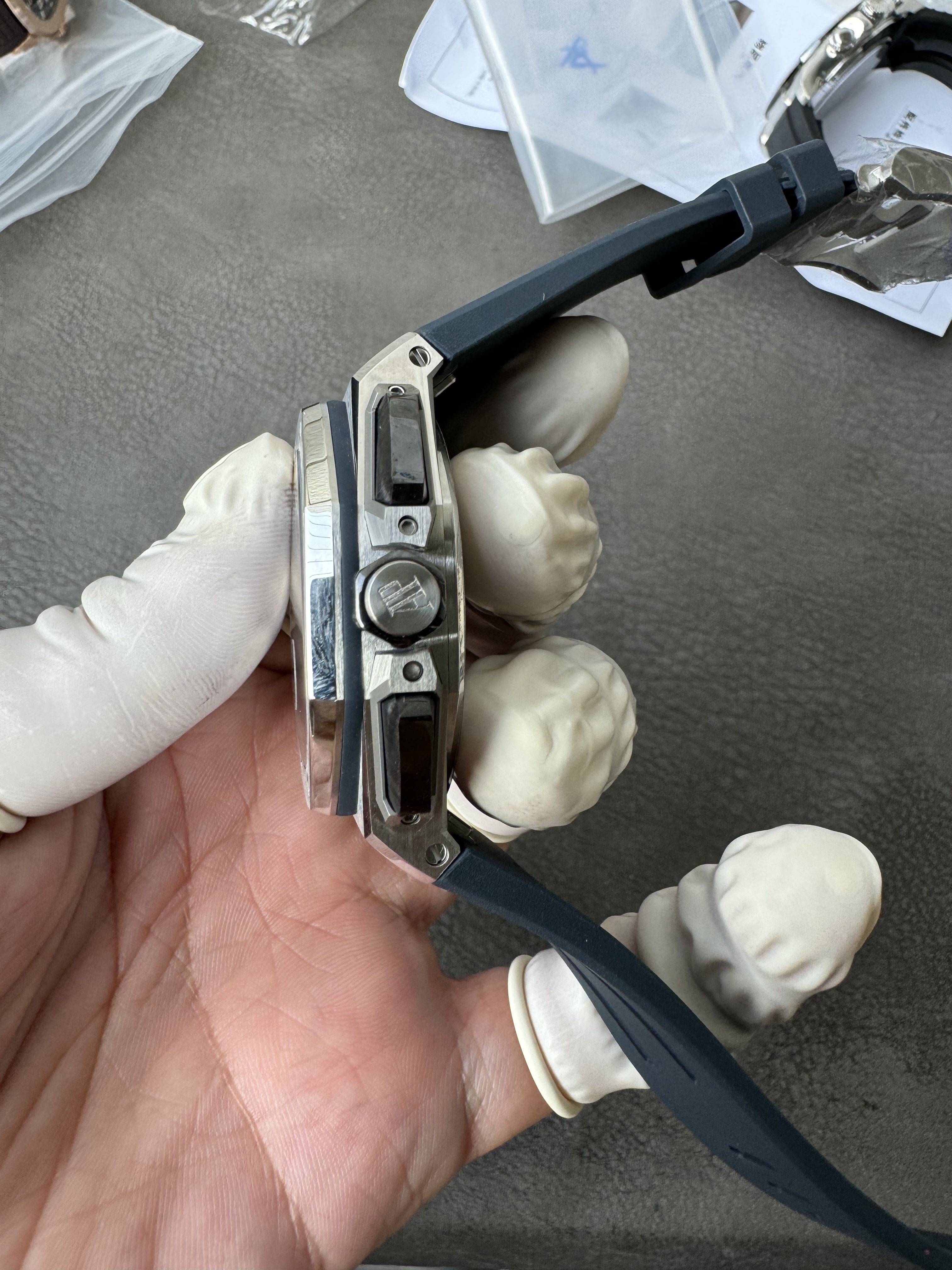 Super Clone 1:1 Audemars Piguet Royal Oak Chronograph 26420 - 43mm Blue Dial with Blue Rubber Strap