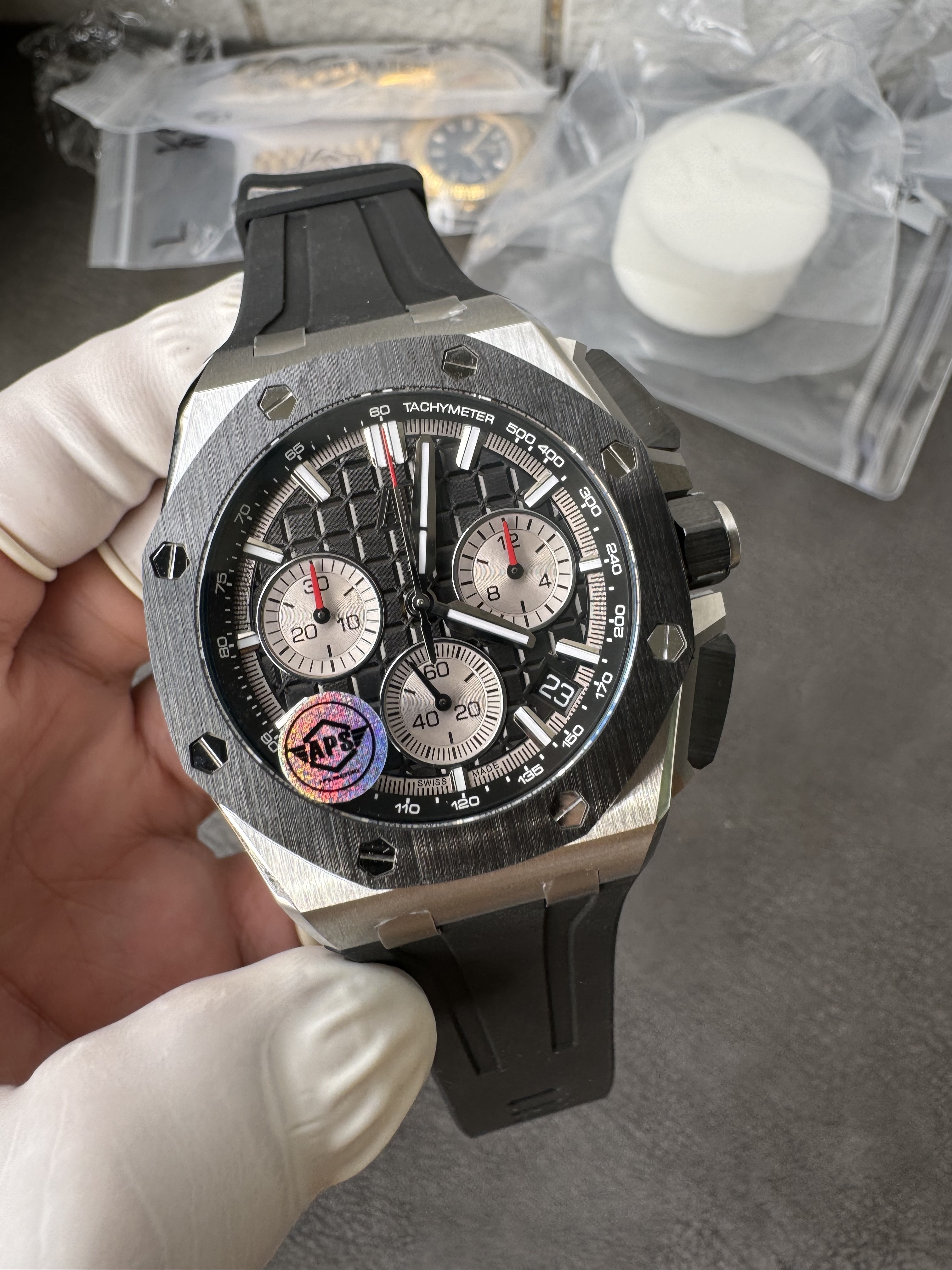 Super Clone 1:1 Audemars Piguet Royal Oak Chronograph 26420 - 43mm Black Dial with Black Rubber Strap