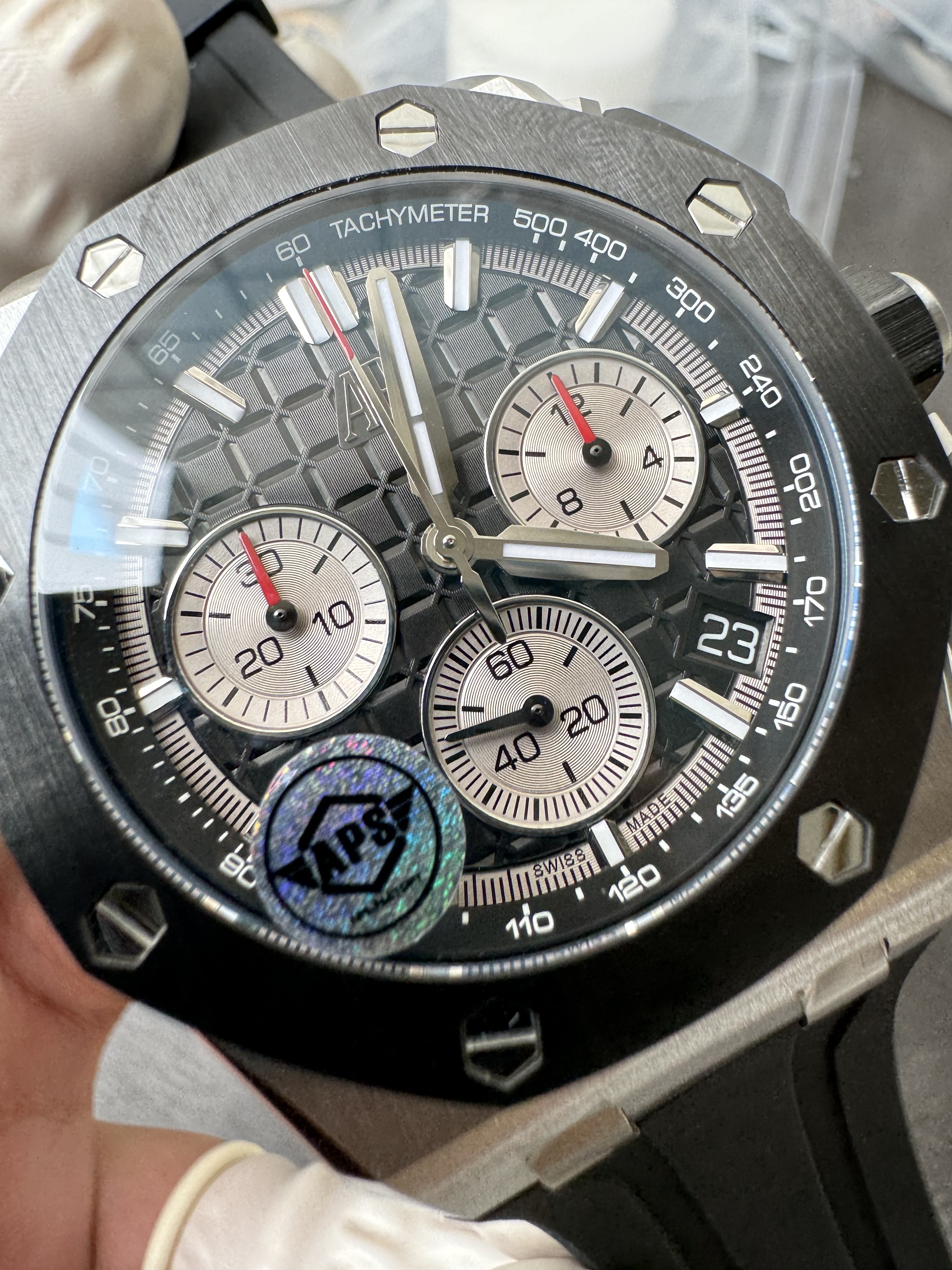 Super Clone 1:1 Audemars Piguet Royal Oak Chronograph 26420 - 43mm Black Dial with Black Rubber Strap