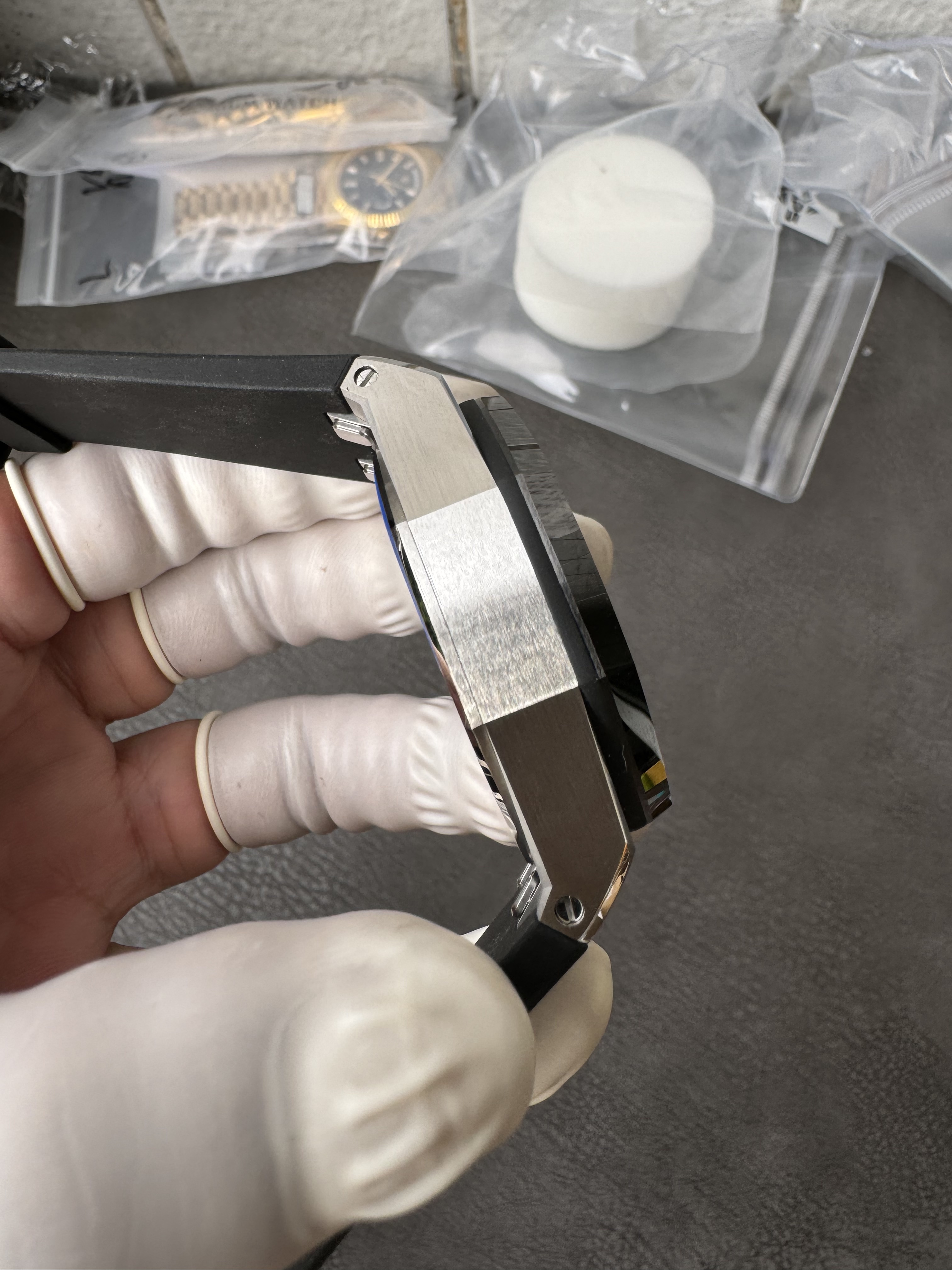 Super Clone 1:1 Audemars Piguet Royal Oak Chronograph 26420 - 43mm Black Dial with Black Rubber Strap