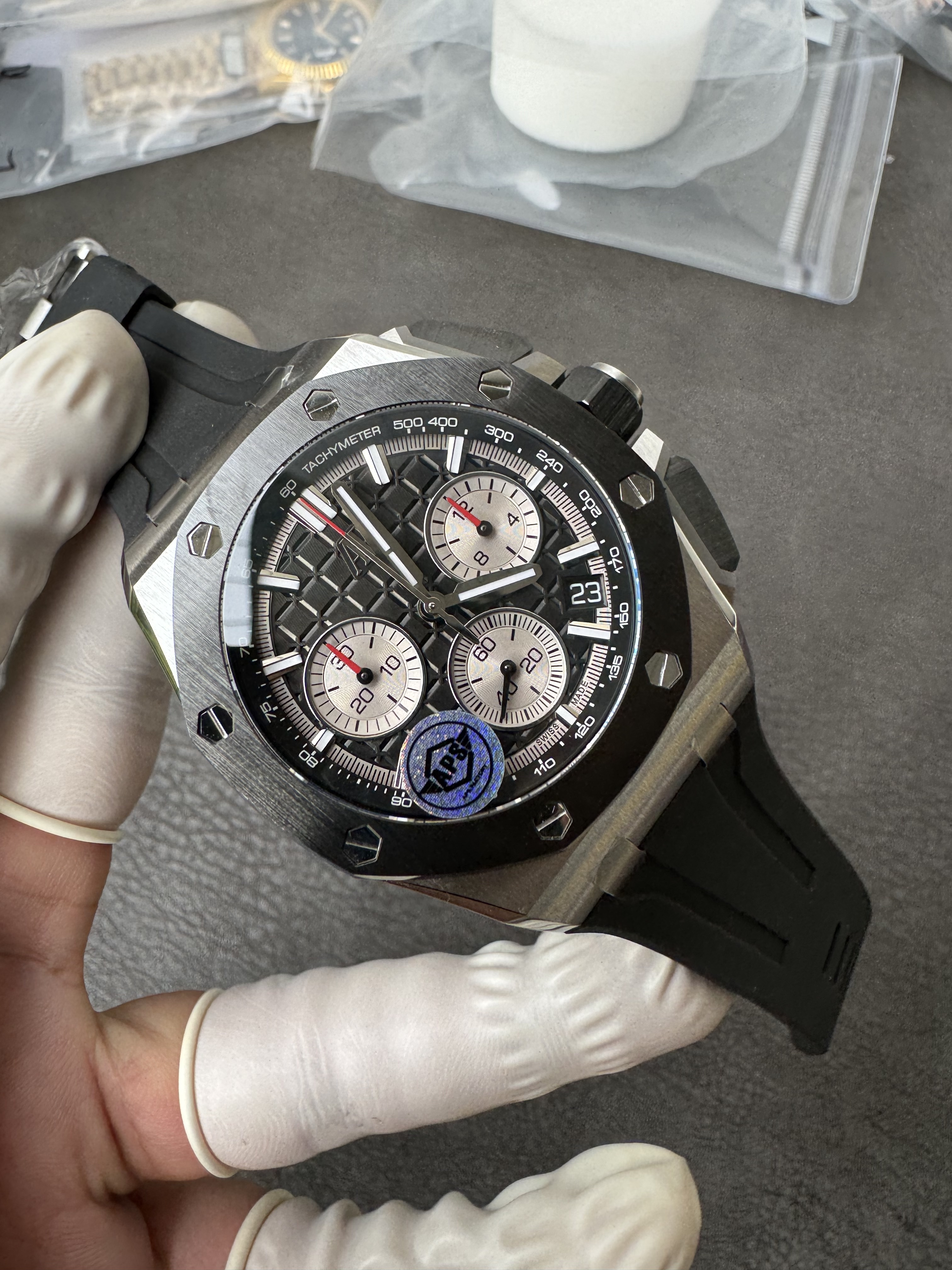Super Clone 1:1 Audemars Piguet Royal Oak Chronograph 26420 - 43mm Black Dial with Black Rubber Strap