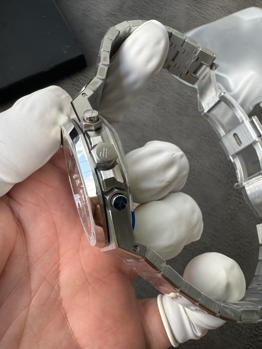 Super Clone Audemars Piguet 1:1 Royal Oak Chronograph 26331ST Watches – 41mm Steel with Blue “Grande Tapisserie” Dial