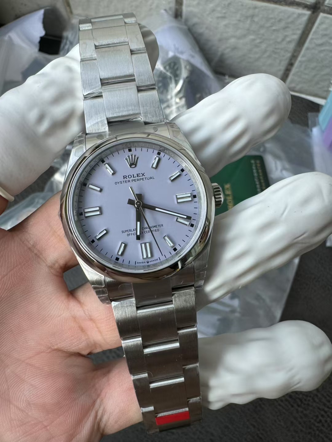 Rolex Oyster Perpetual 41mm M124330 Stainless Steel Model with Purple Dial, Oystersteel Top Cover Replica