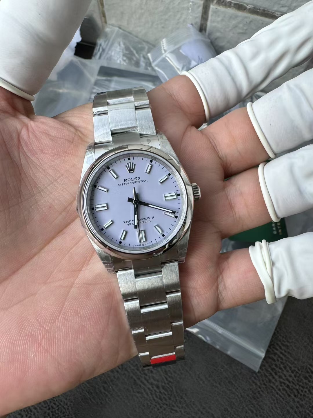 Rolex Oyster Perpetual 41mm M124330 Stainless Steel Model with Purple Dial, Oystersteel Top Cover Replica