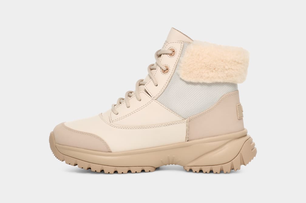 Yose Fluff Boot