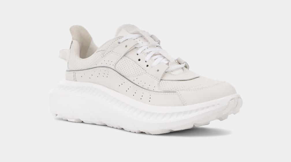 CA805 V2 Nubuck Trainer