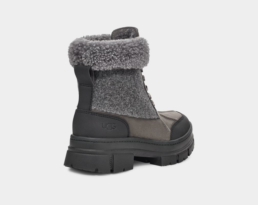 Ashton Addie Tipped Boot