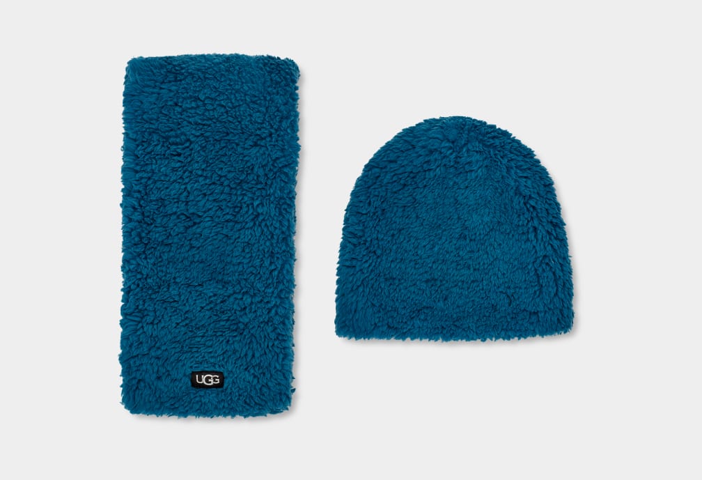 UGGfluff Beanie and Scarf Set