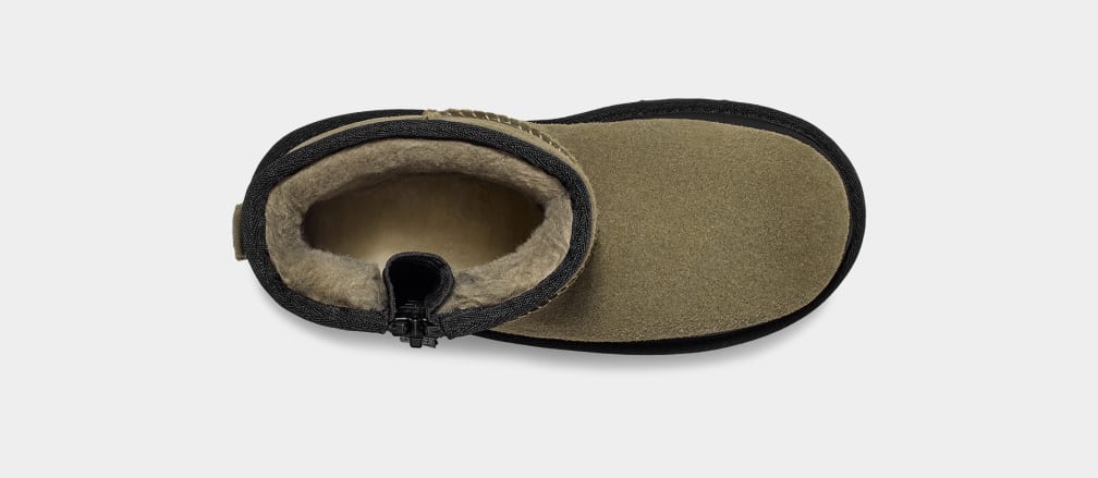 Classic Mini Zipper Tape Logo Boot