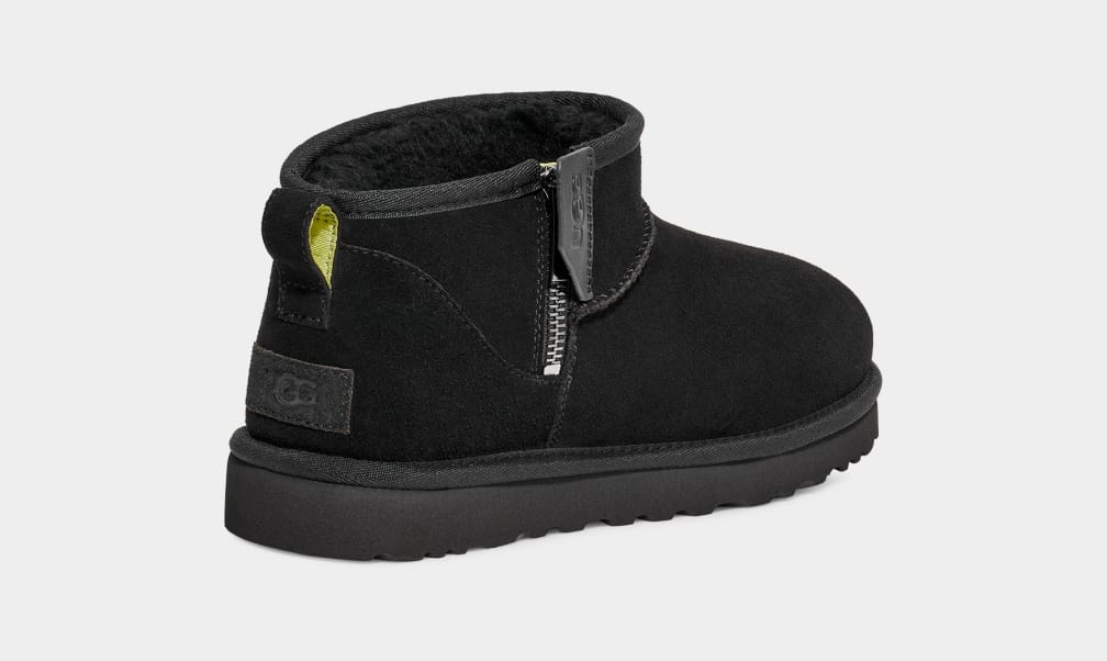 Classic Ultra Mini Zip Boot