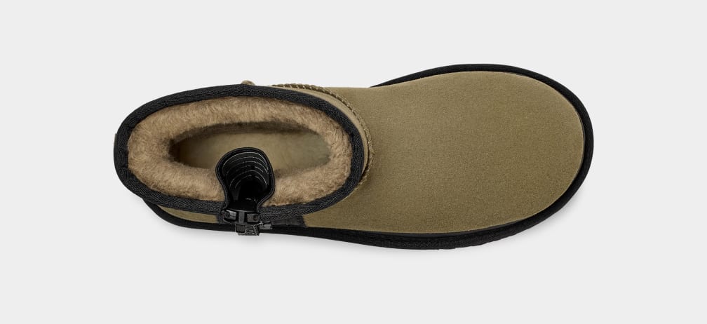 Classic Mini Zipper Tape Logo Boot