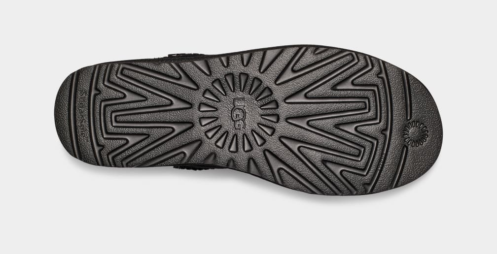 Classic Ultra Mini Zip Boot