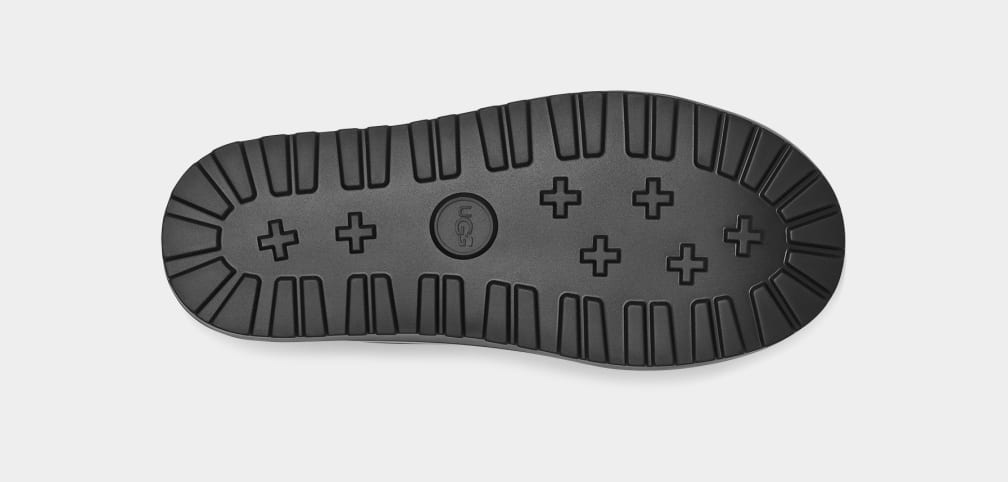 Classic Maxi Toggle Mini Boot