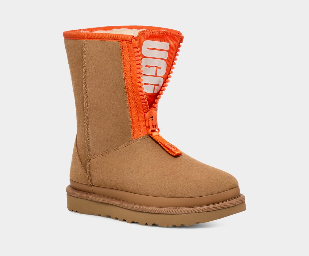 Classic Short Zipper Tape Logo Boot