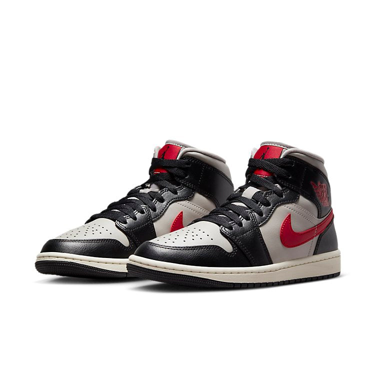 (WMNS) Air Jordan 1 Mid \'Black Gym Red Grey\'  BQ6472-060 Classic Sneakers