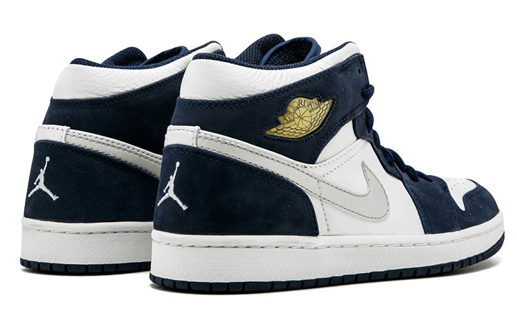 Air Jordan 1 Retro + \'Midnight Navy\'  136065-101 Epoch-Defining Shoes