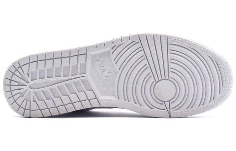 Air Jordan 1 Retro Low \'Pure Platinum\'  553558-170 Epoch-Defining Shoes